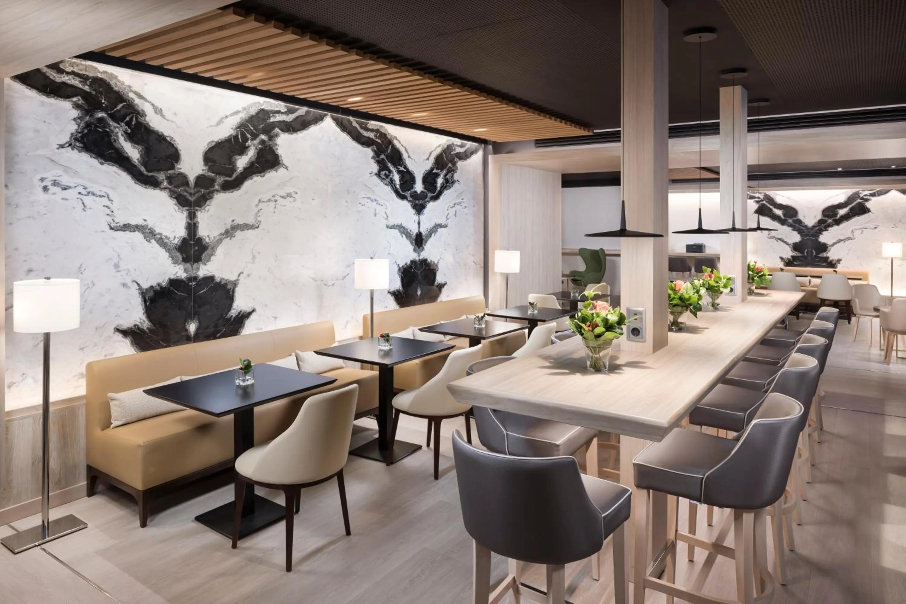 Communal lounge/ TV room in Melia Castilla