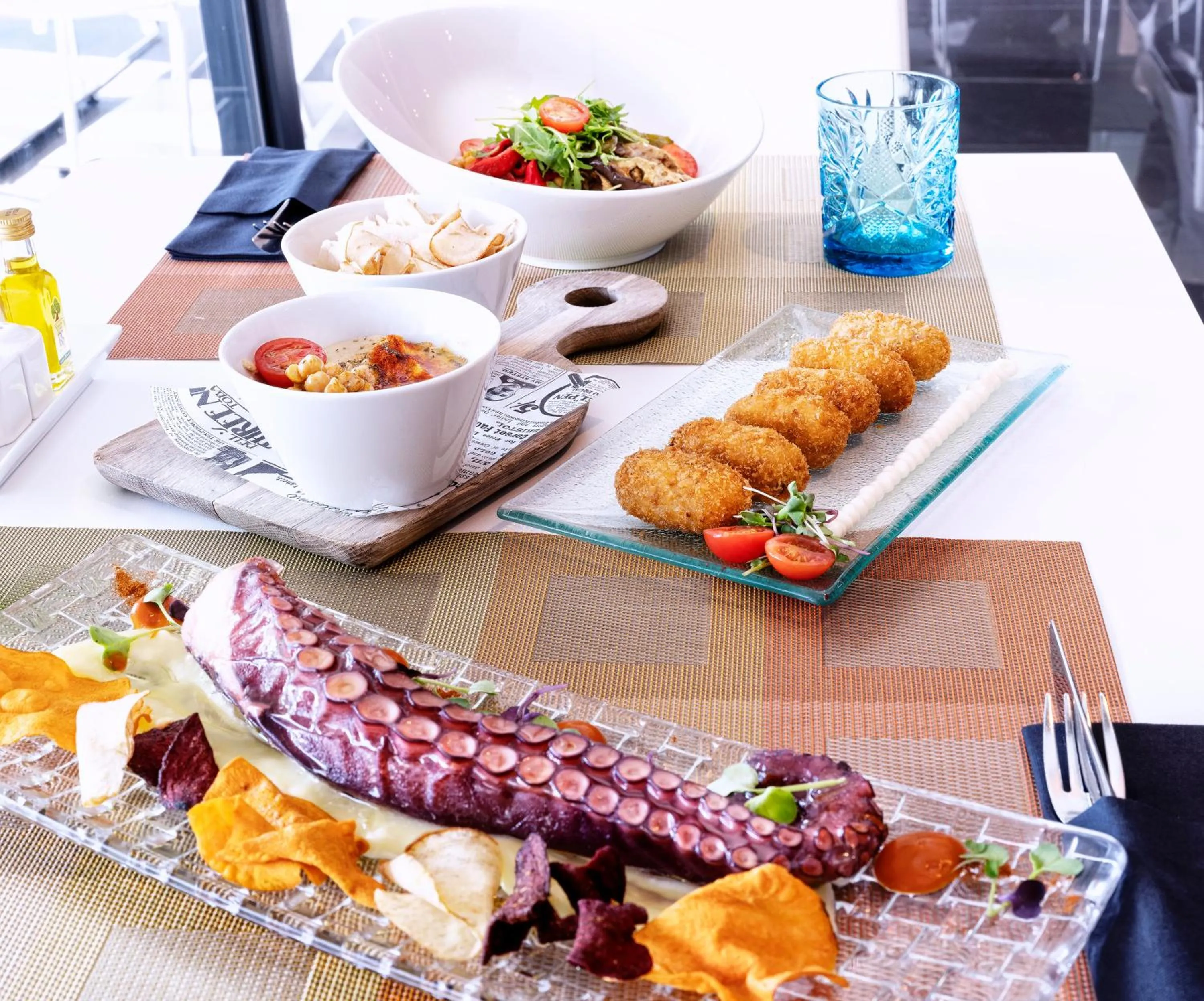 Food and drinks in Melia Sitges