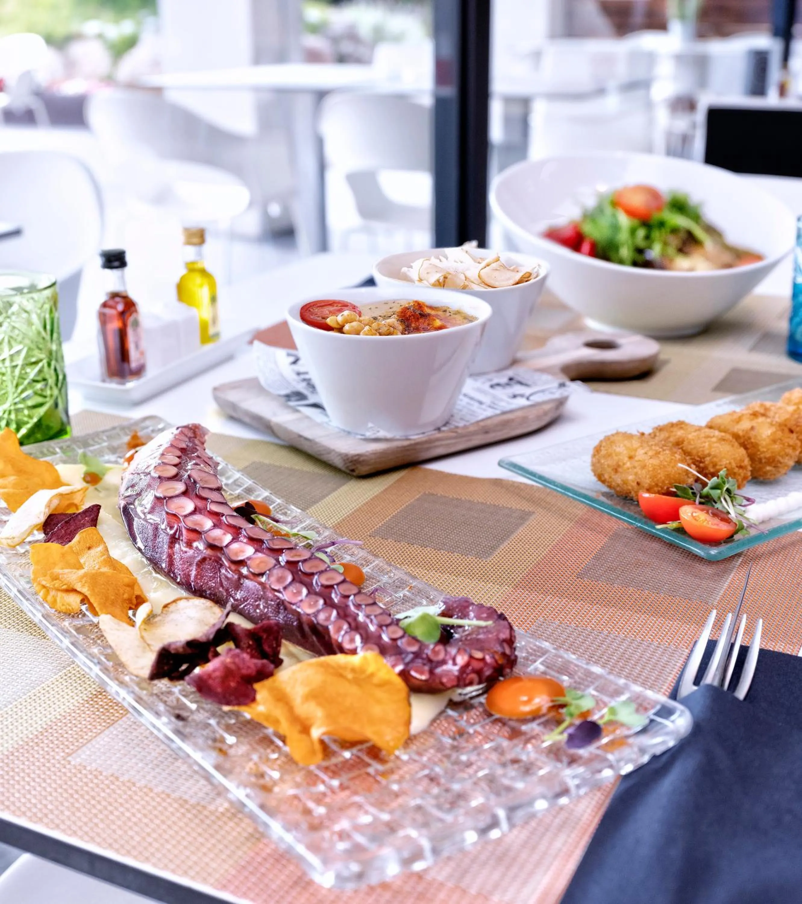 Food and drinks in Melia Sitges