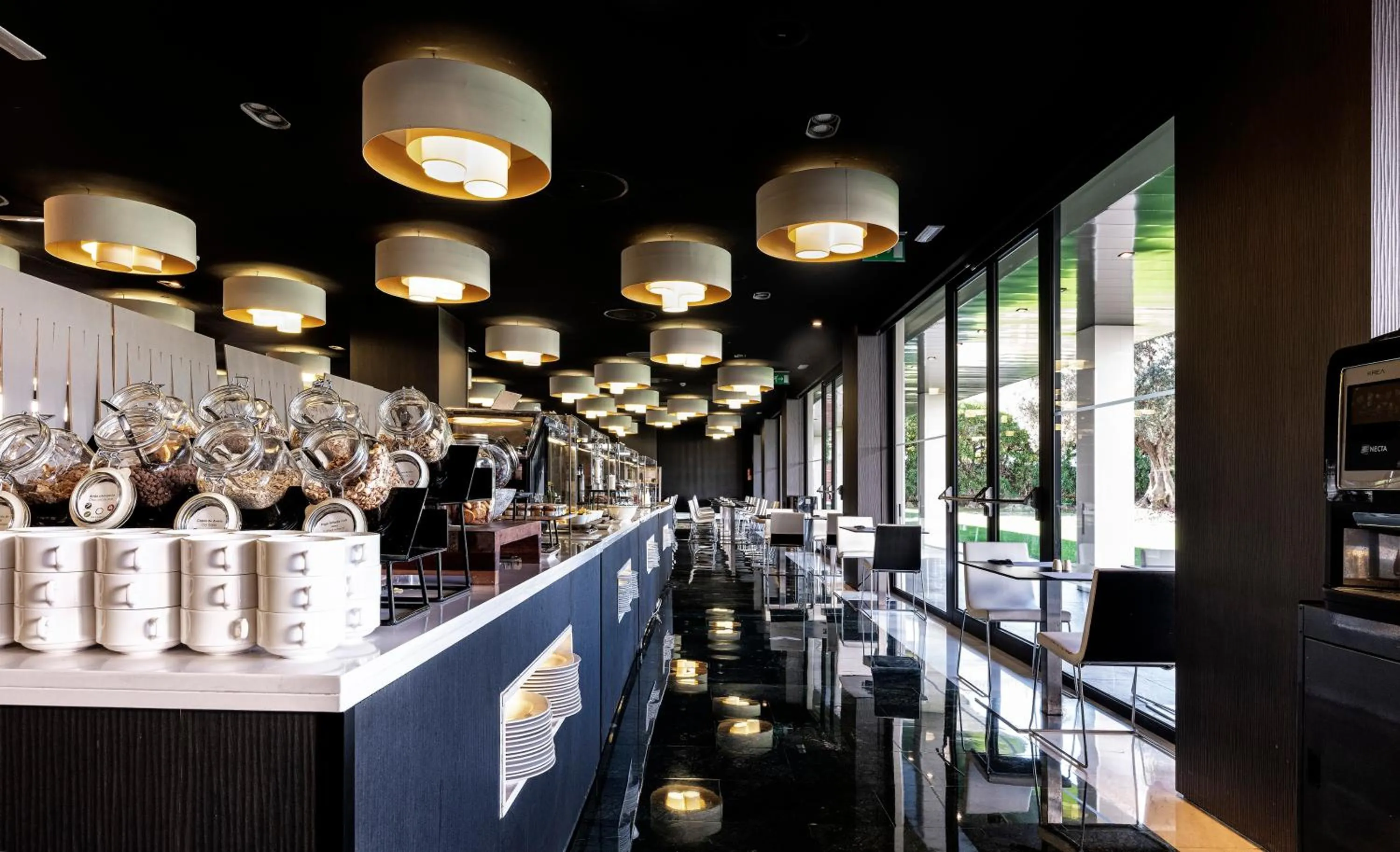 Restaurant/places to eat in Melia Sitges