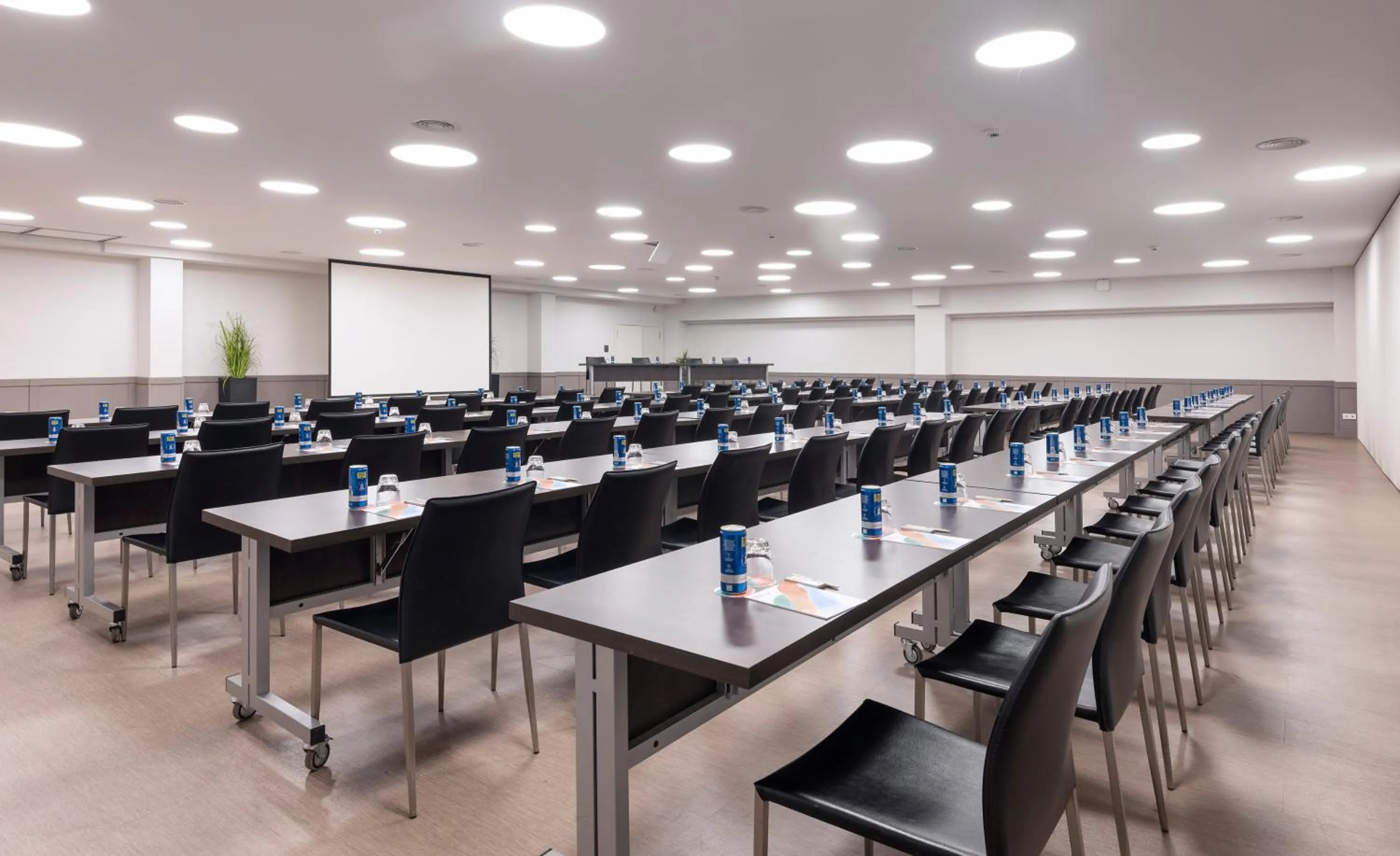 Business facilities in Melia Sitges