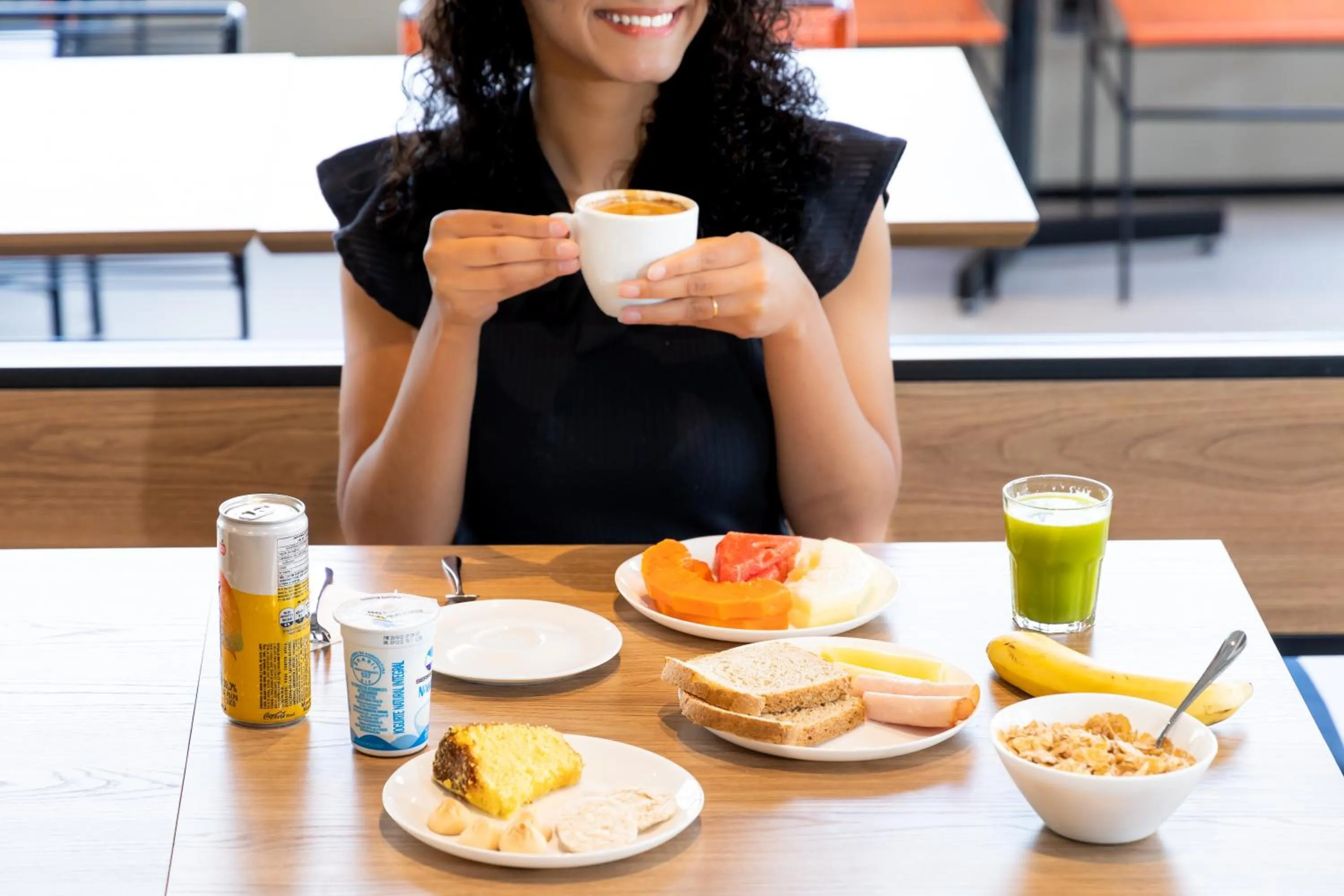 Breakfast in Ibis Aruja