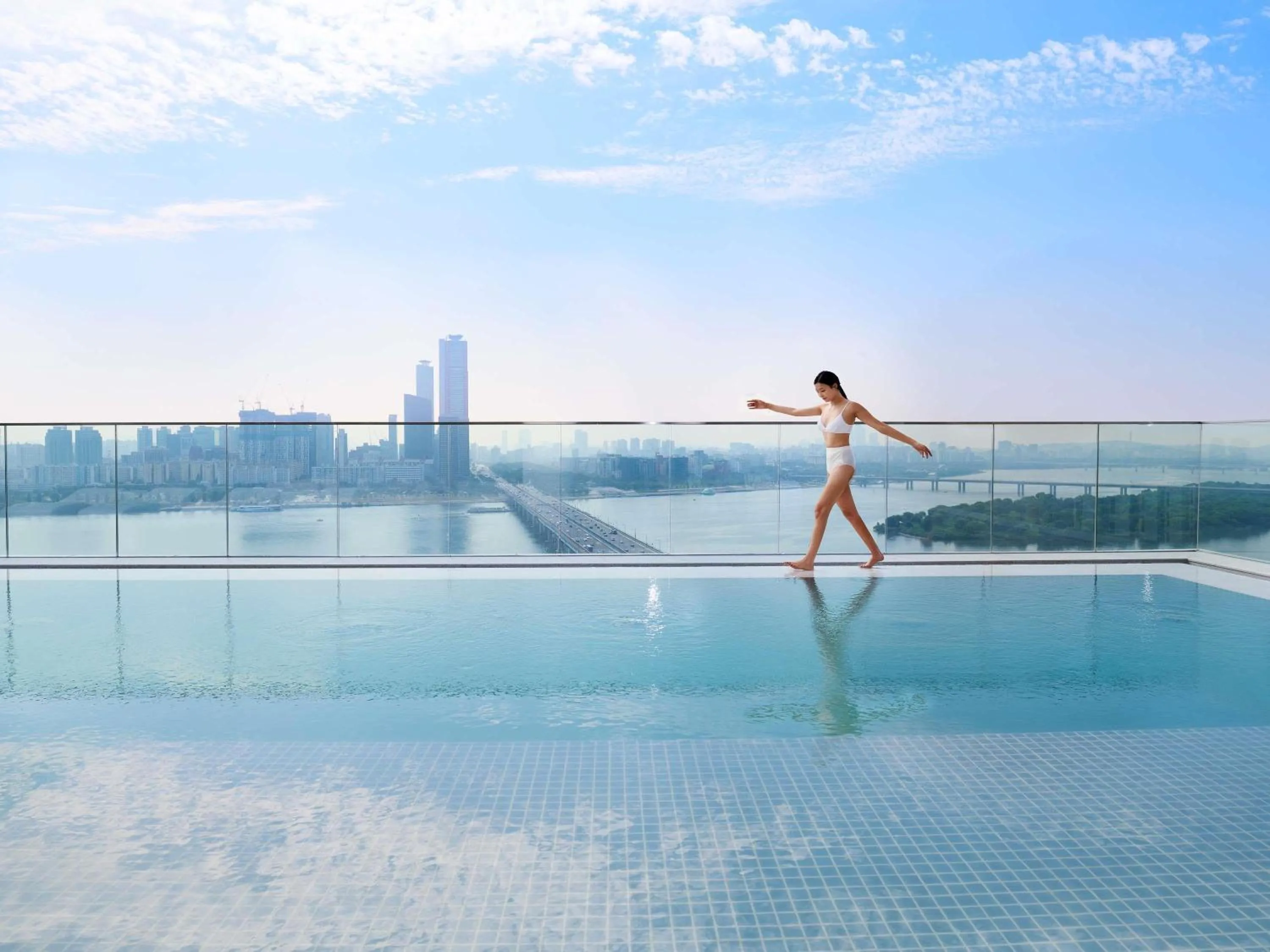 Pool view in Naru Ambassador Hotel Seoul - MGallery Collection