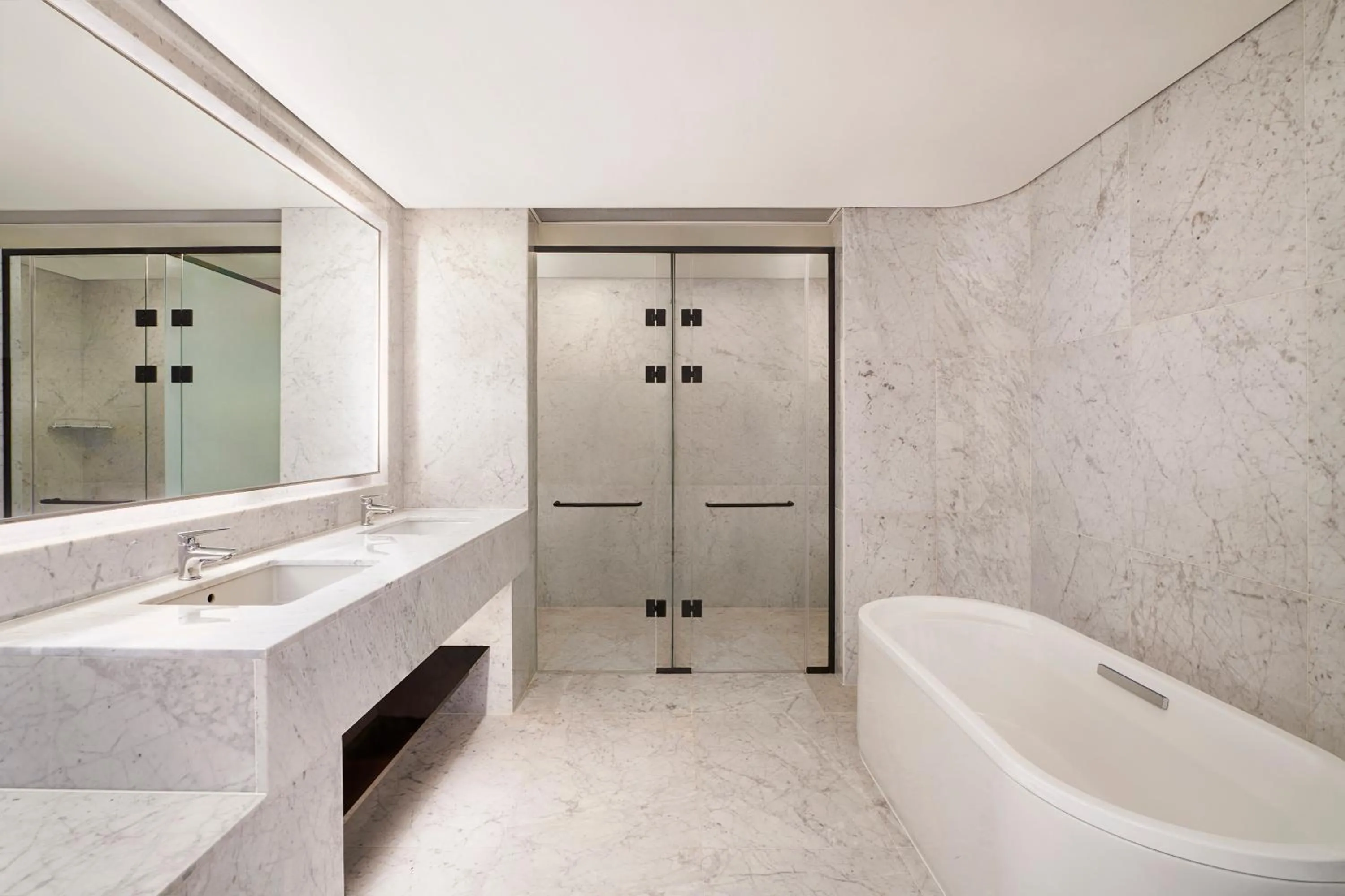 Bathroom in Naru Ambassador Hotel Seoul - MGallery Collection