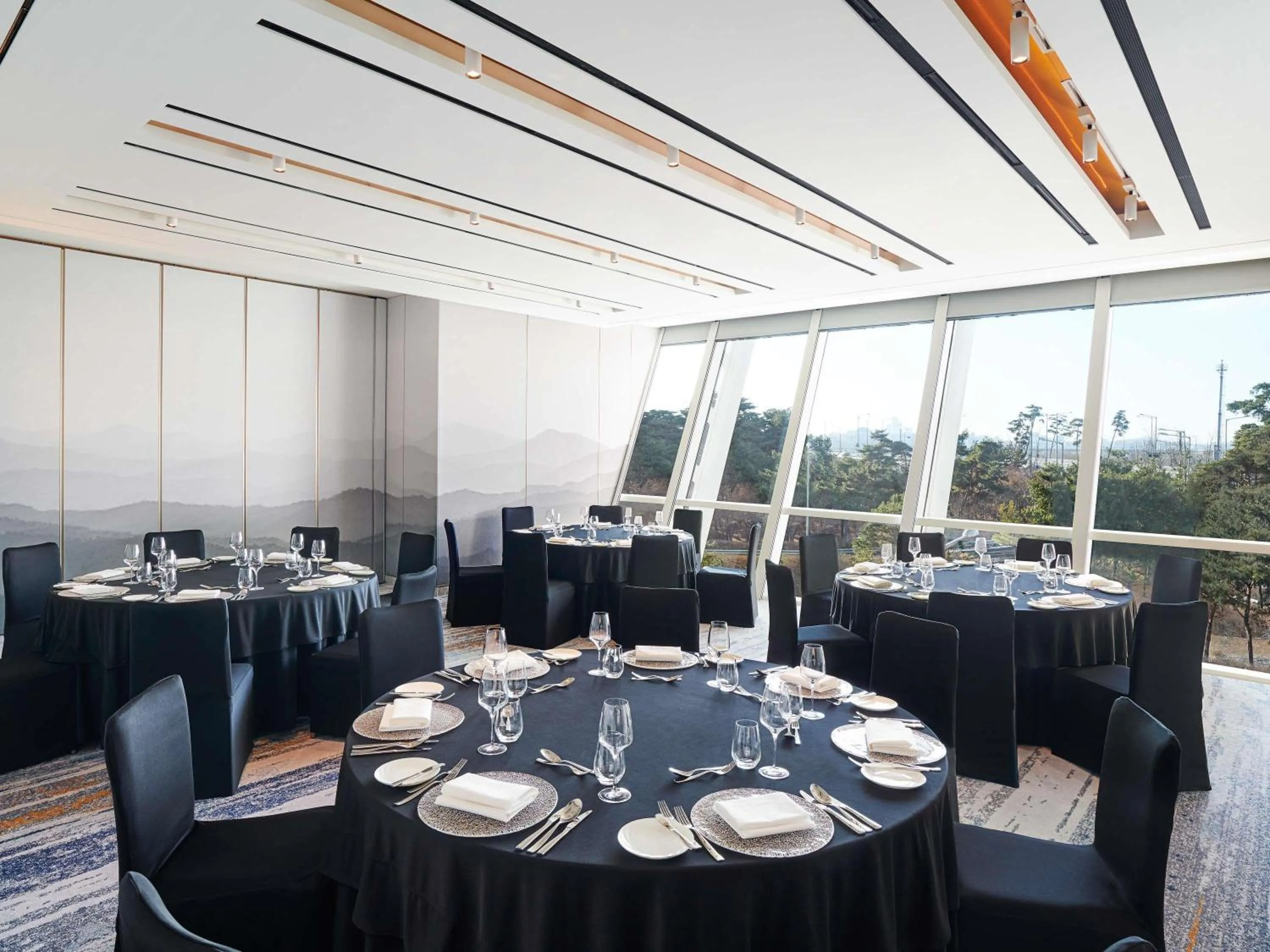 Meeting/conference room in Naru Ambassador Hotel Seoul - MGallery Collection