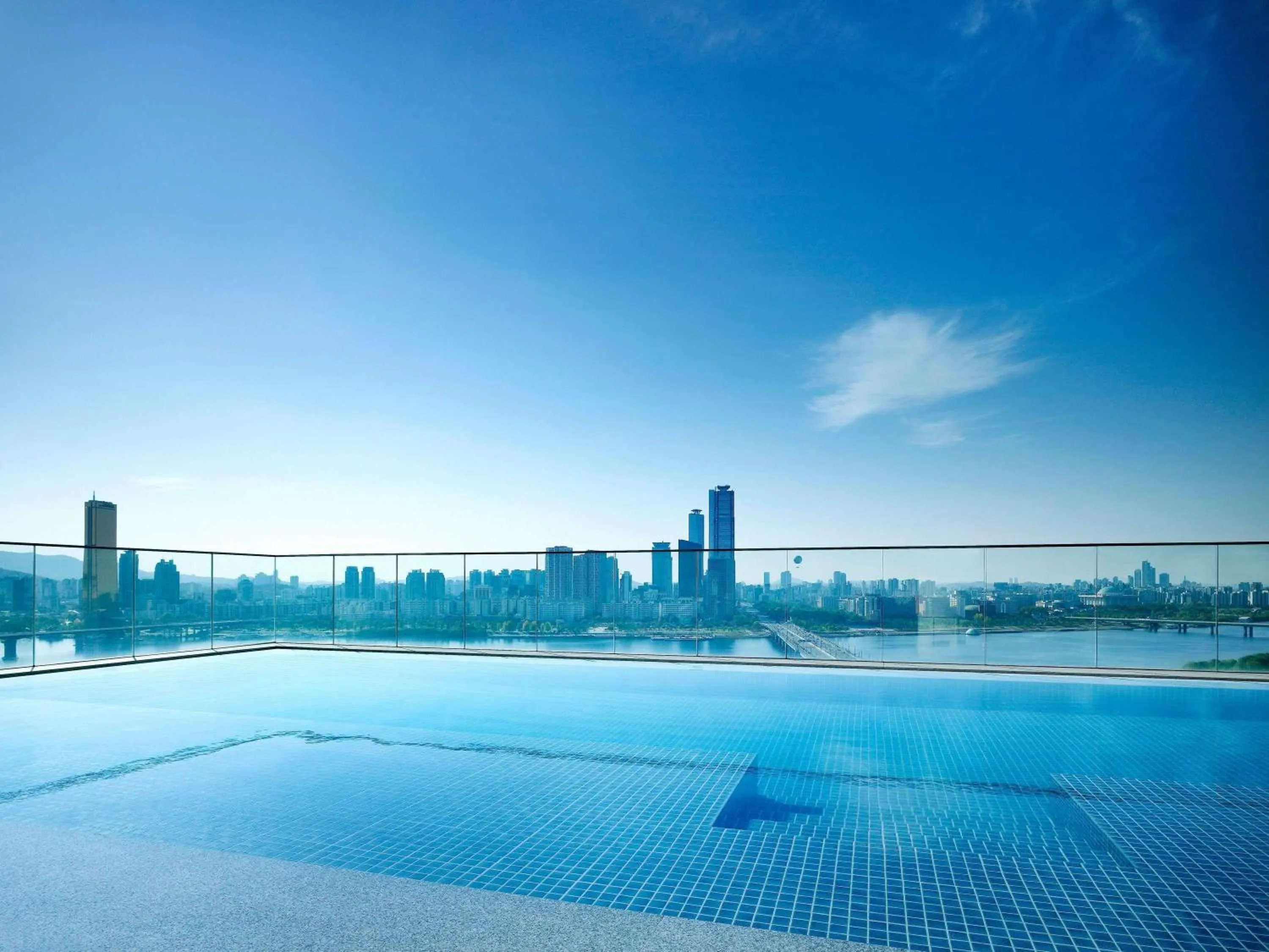Pool view in Naru Ambassador Hotel Seoul - MGallery Collection