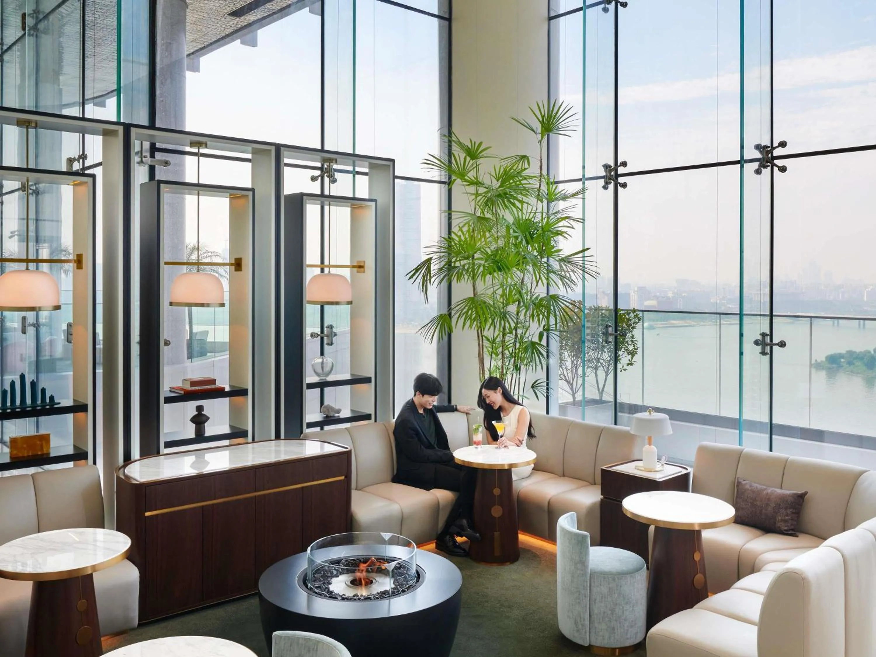 Lounge or bar in Hotel Naru Seoul - MGallery Collection