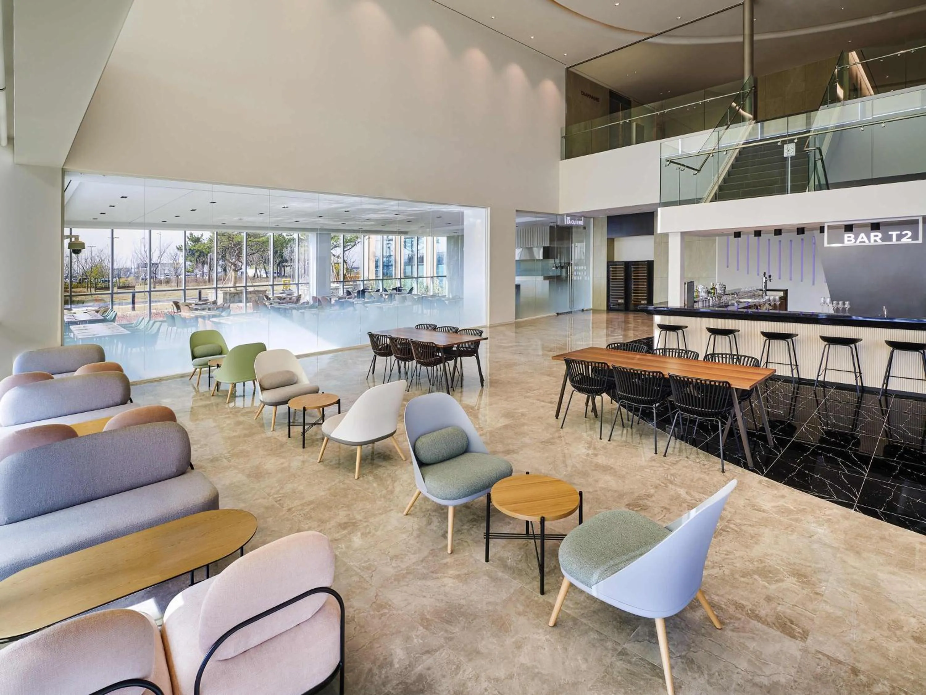 Lounge or bar in ibis Styles Ambassador Incheon Airport T2