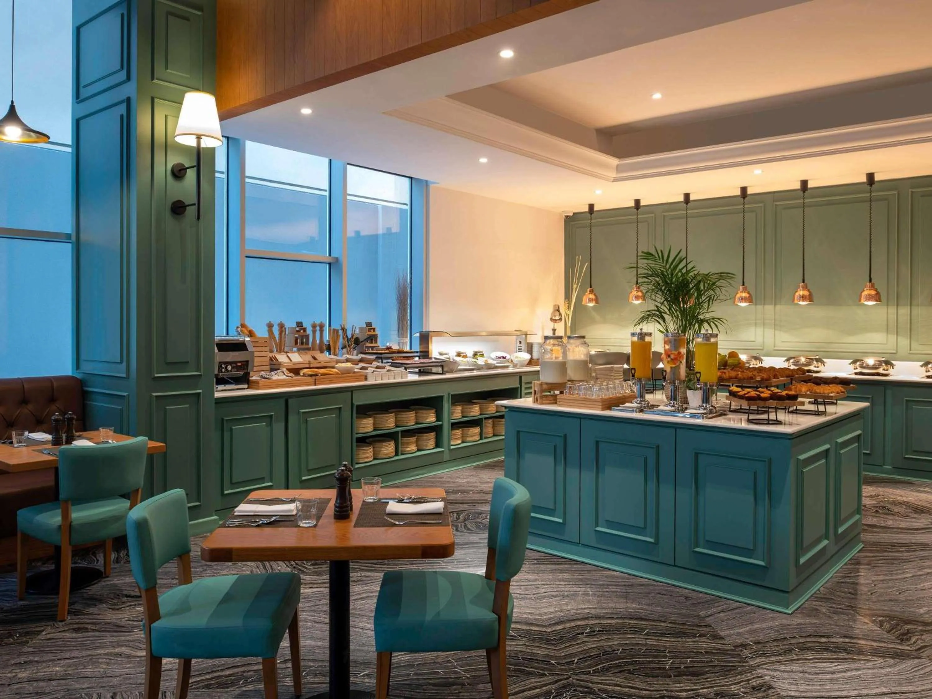 Restaurant/places to eat in Adagio Doha