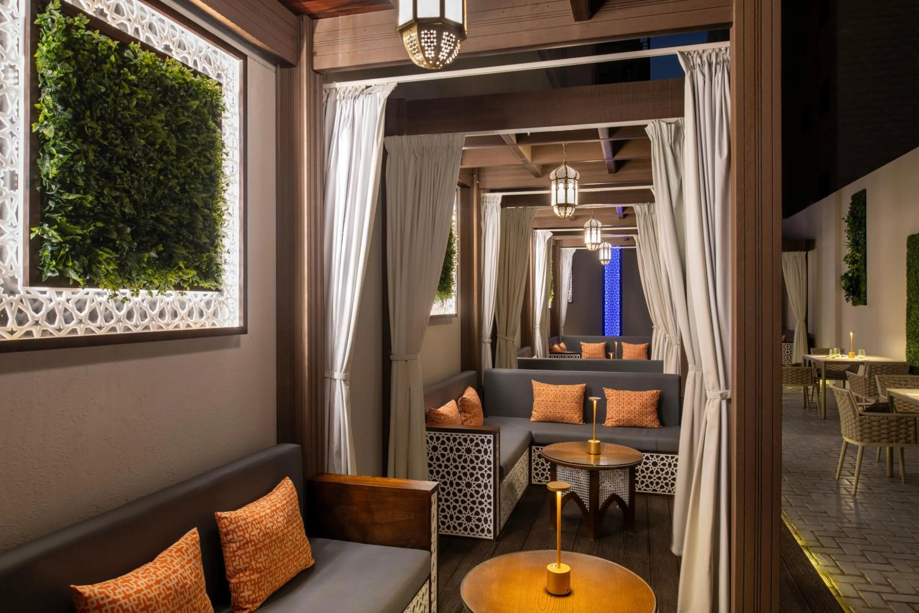 Restaurant/places to eat in Adagio Doha