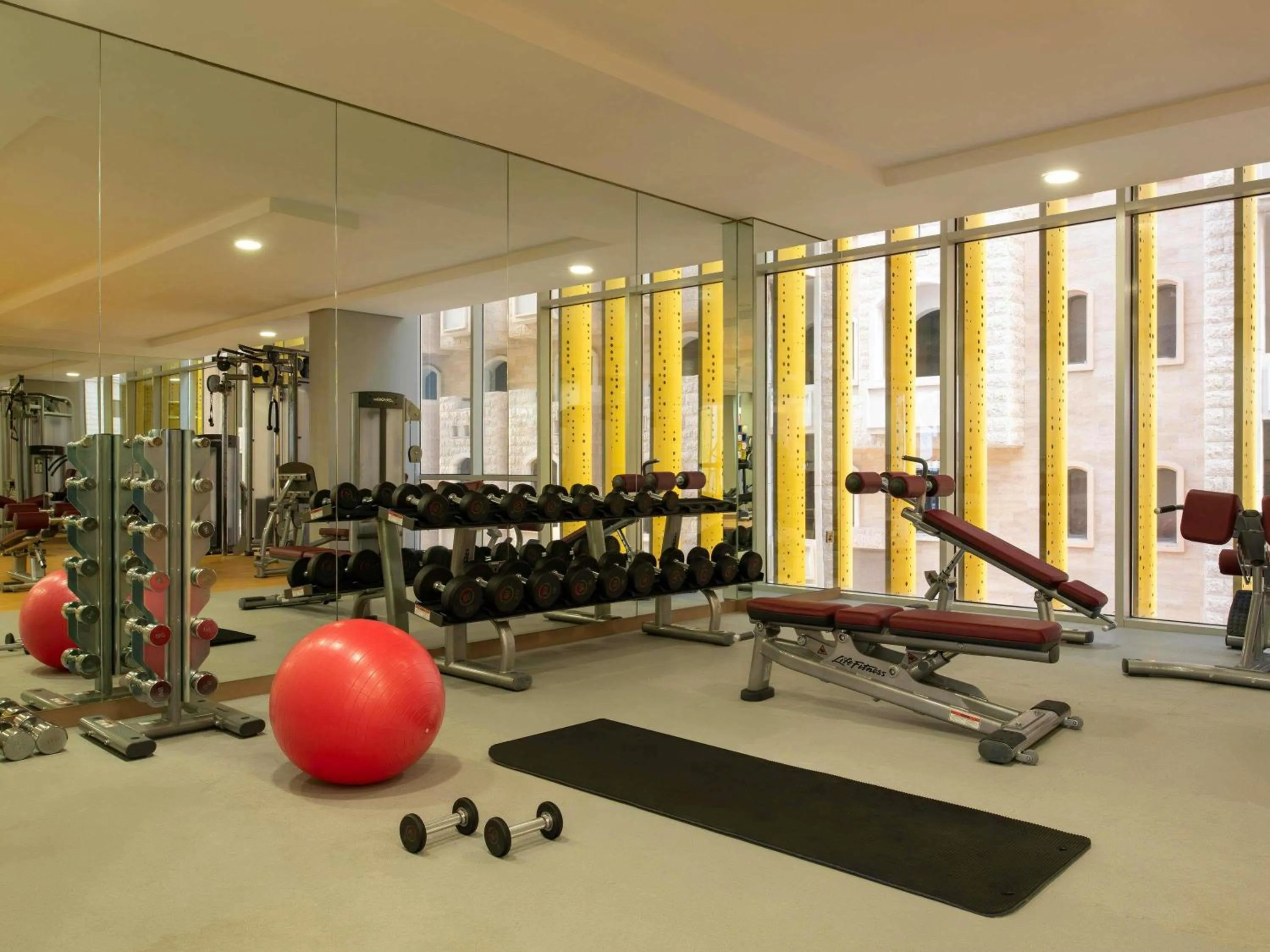 Fitness centre/facilities in ibis Doha