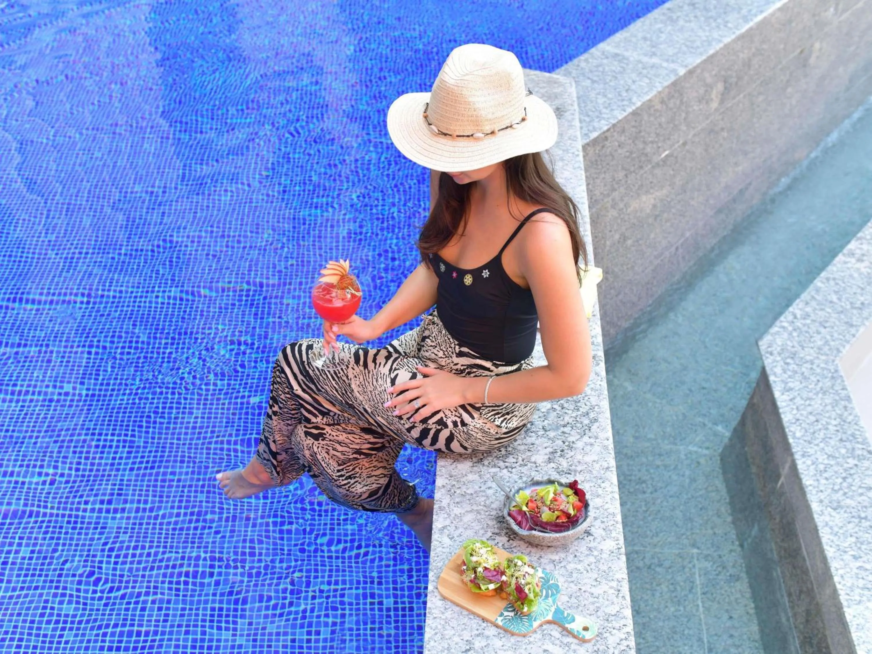 Pool view in ibis Doha