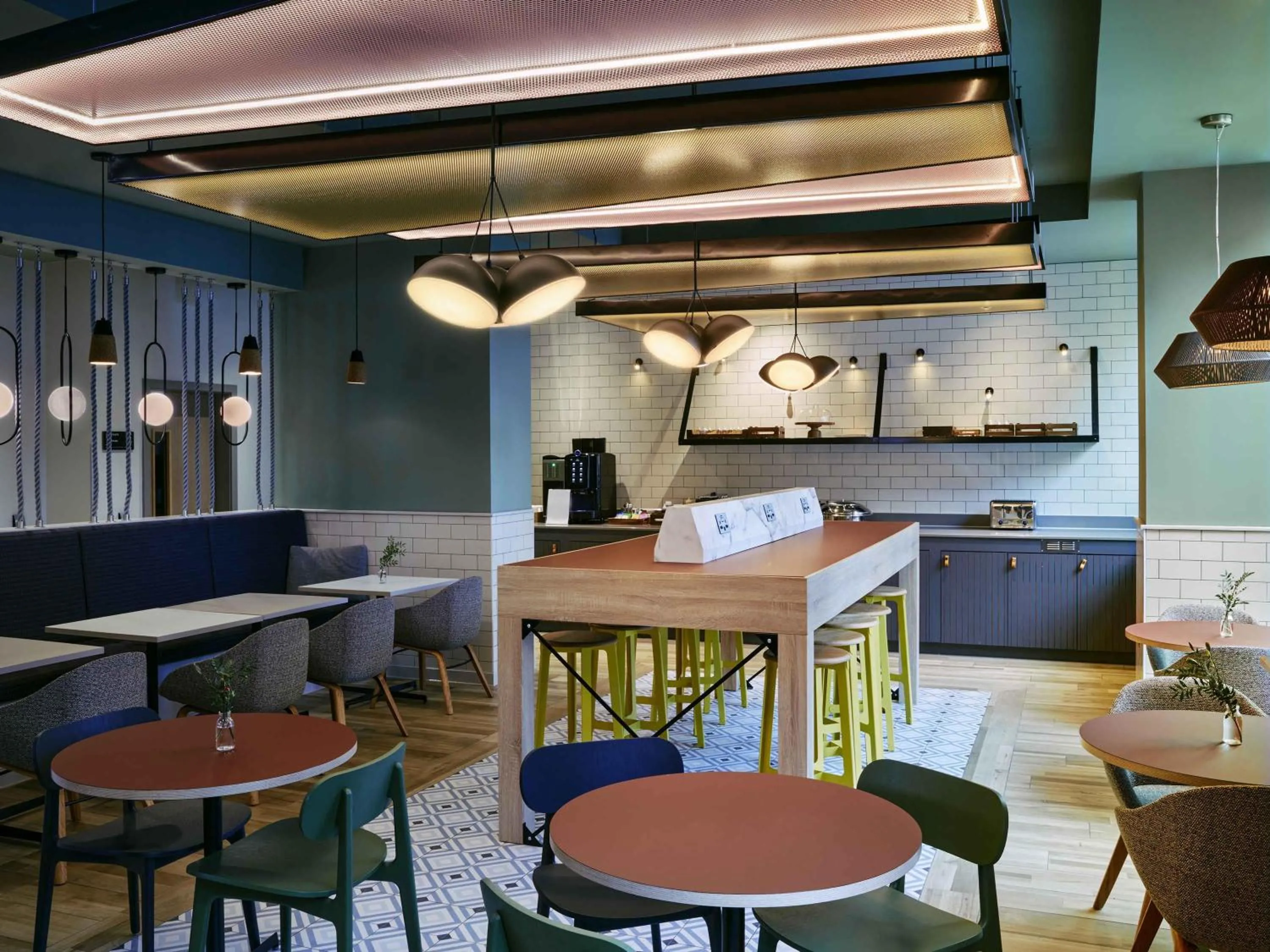 Breakfast in Aparthotel Adagio Glasgow Central