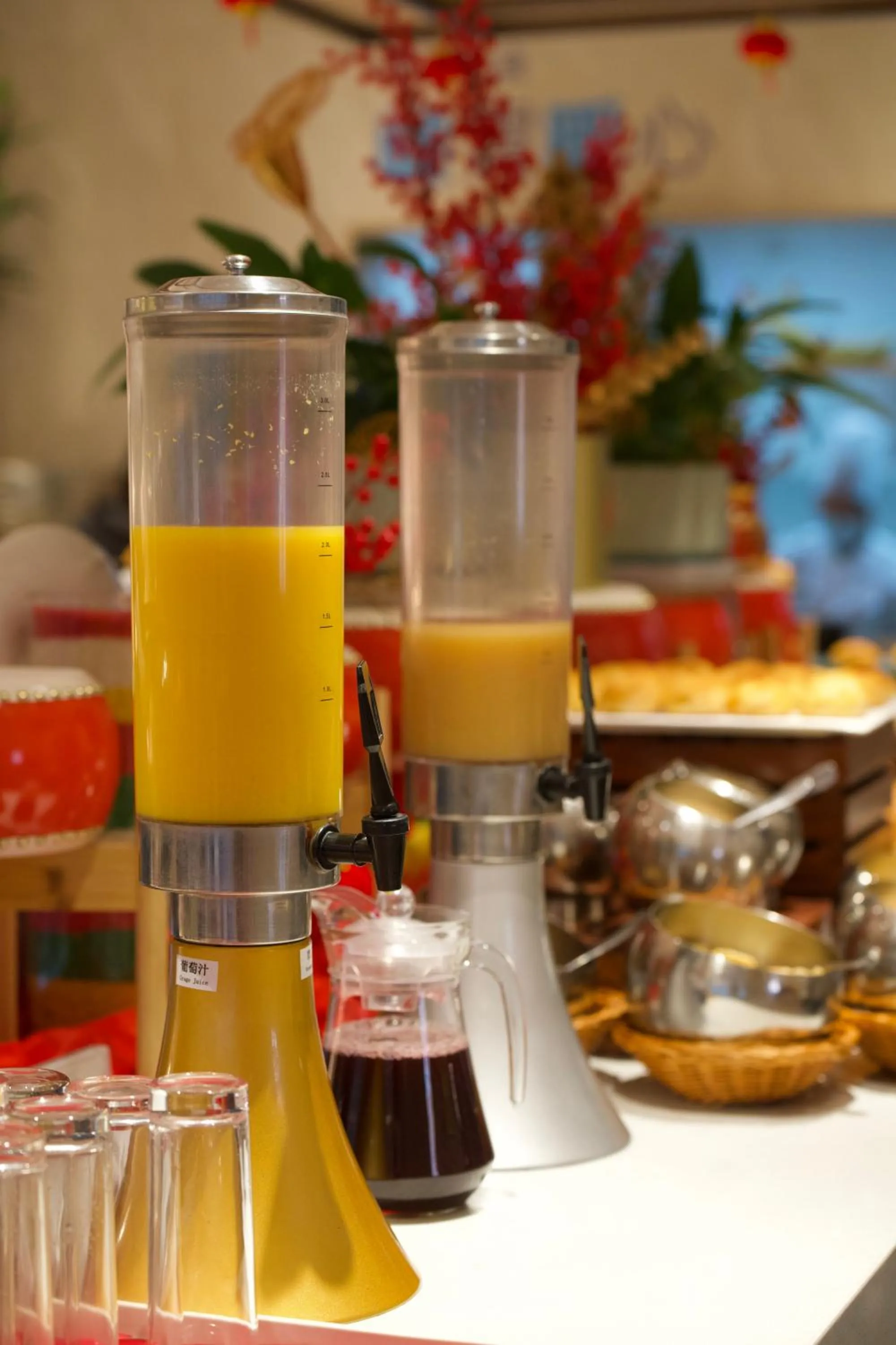 Food in Holiday Inn Express Chengdu Tianfu Square by IHG - Chunxi Road and Kuanzhai Alley