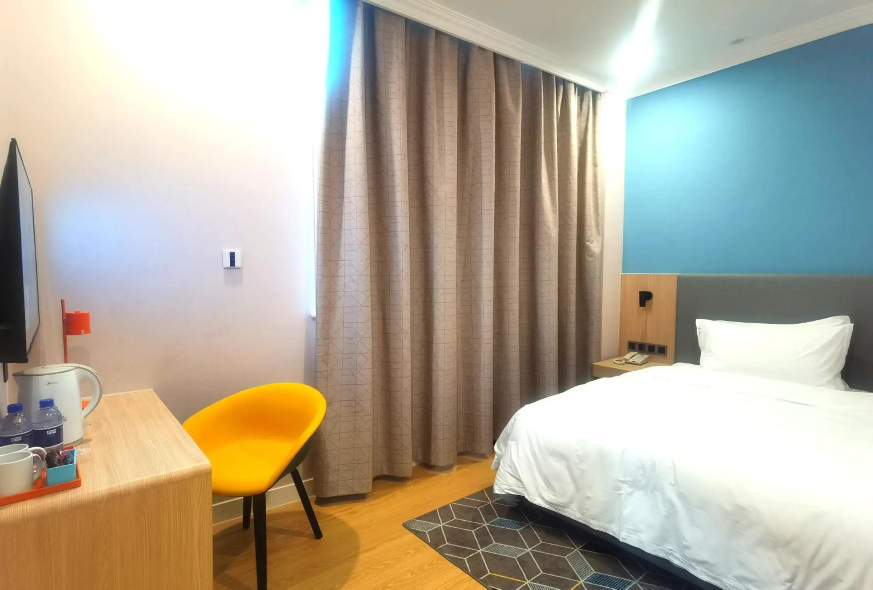 Standard Room in Holiday Inn Express Chengdu Tianfu Square by IHG - Chunxi Road and Kuanzhai Alley Standard Room in Holiday Inn Express Chengdu Tianfu Square by IHG - Chunxi Road and Kuanzhai Alley
