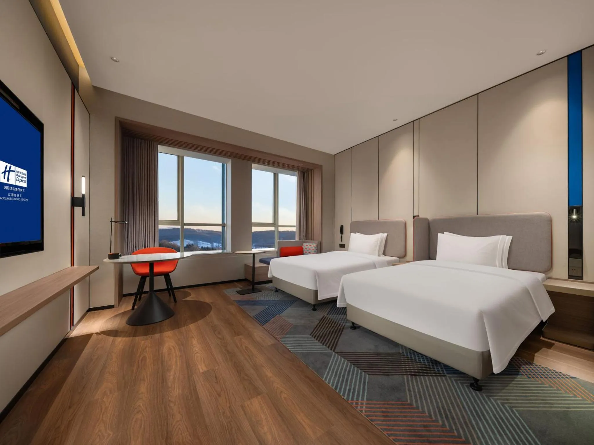 Photo of the whole room, Bed in Holiday Inn Express Liaoyuan Economic Dev Zone by IHG