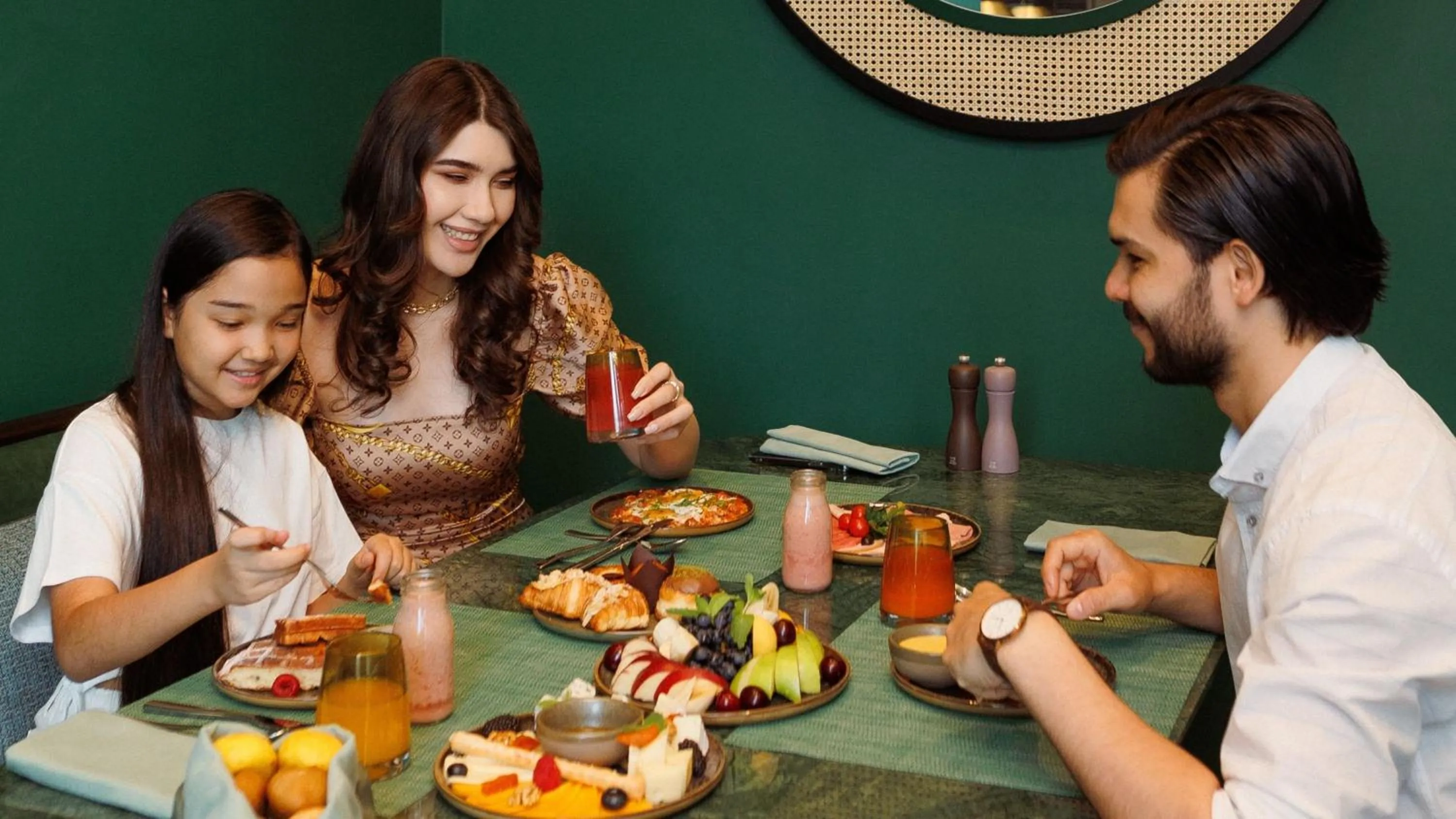 Restaurant/places to eat in InterContinental Tashkent by IHG