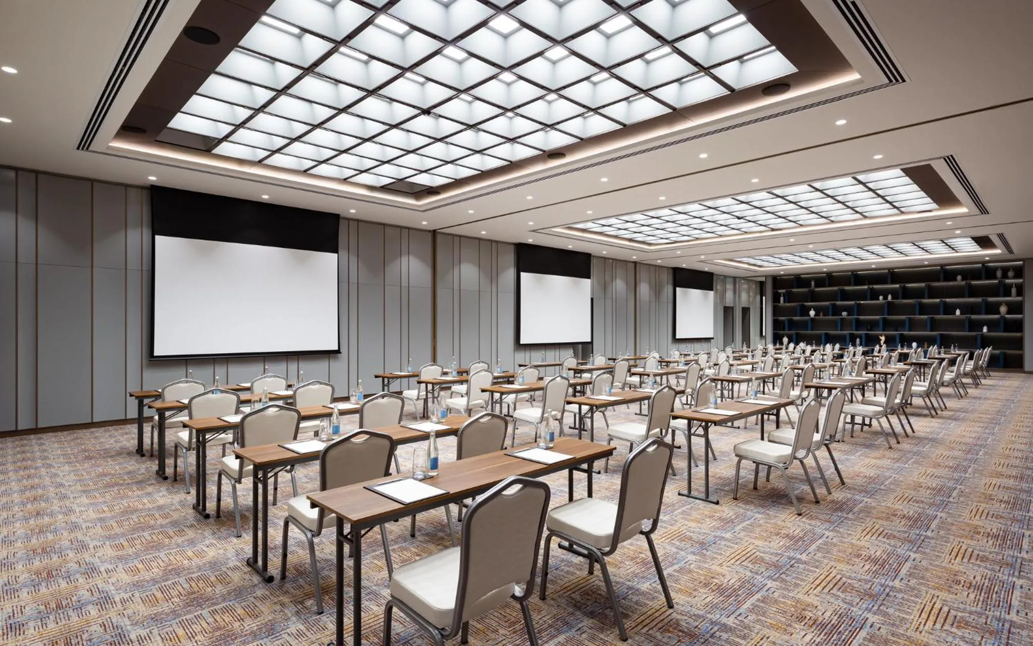 Meeting/conference room in InterContinental Tashkent by IHG