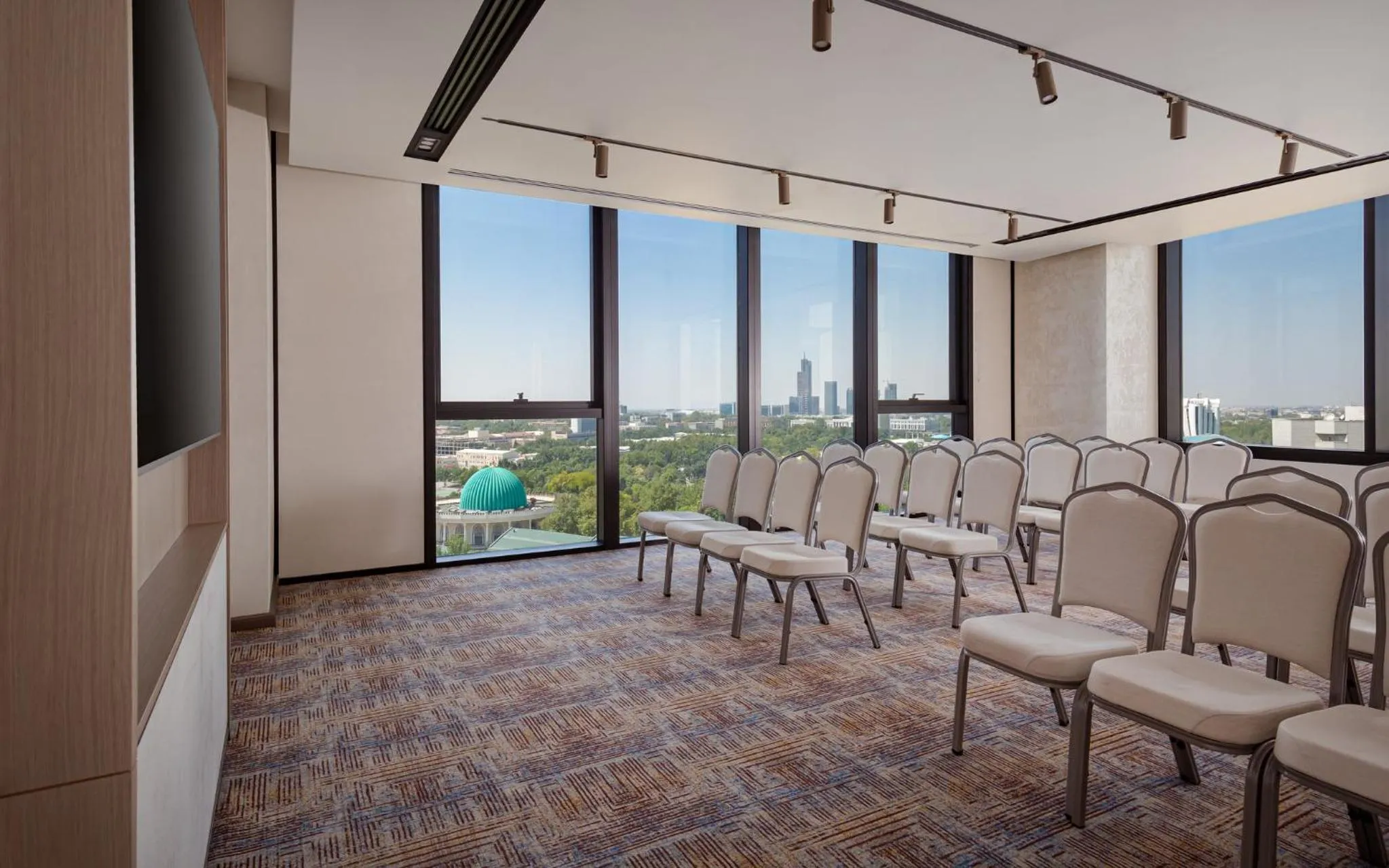 Meeting/conference room in InterContinental Tashkent by IHG