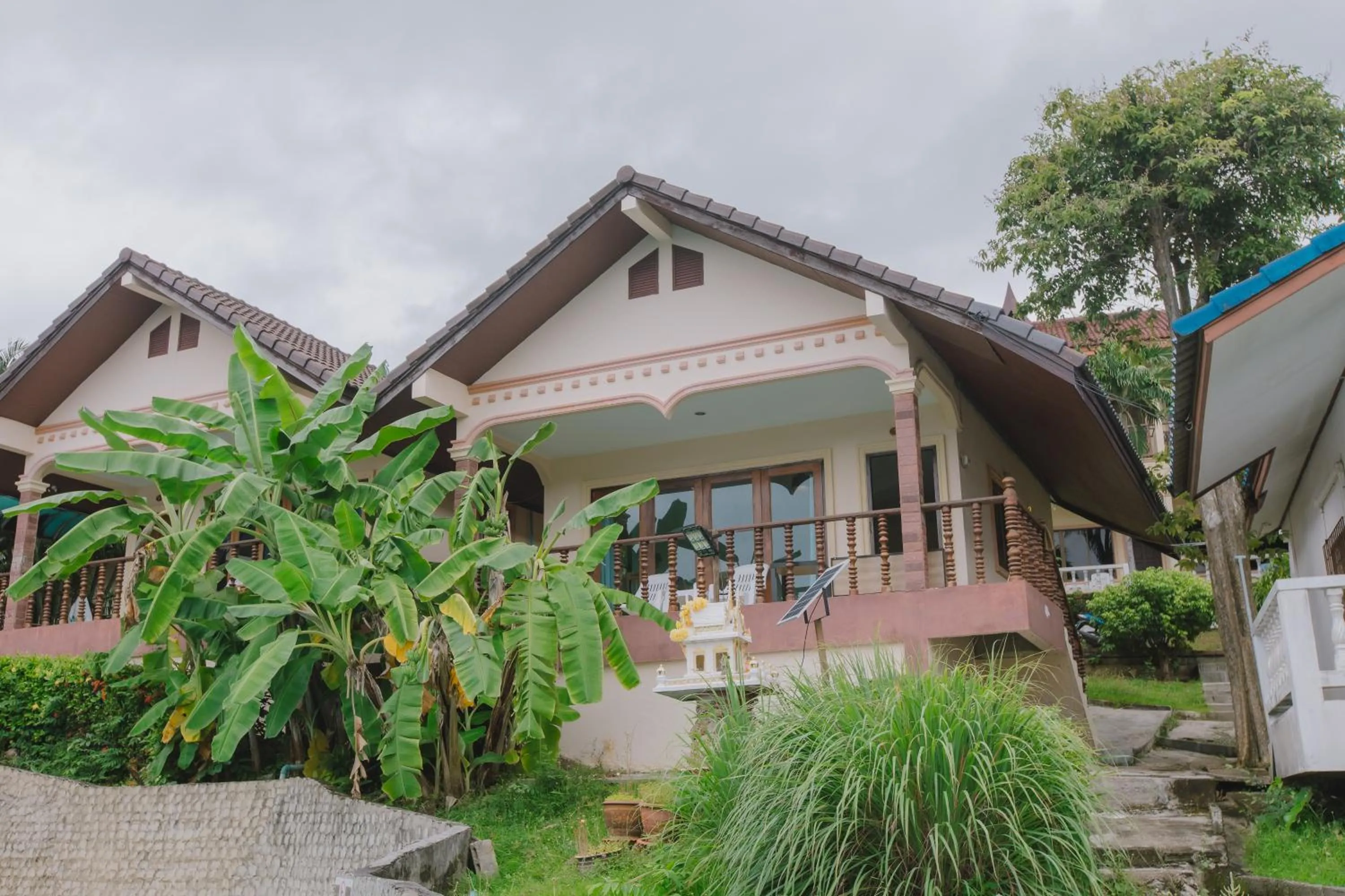 Property building in Kataonsea bungalows