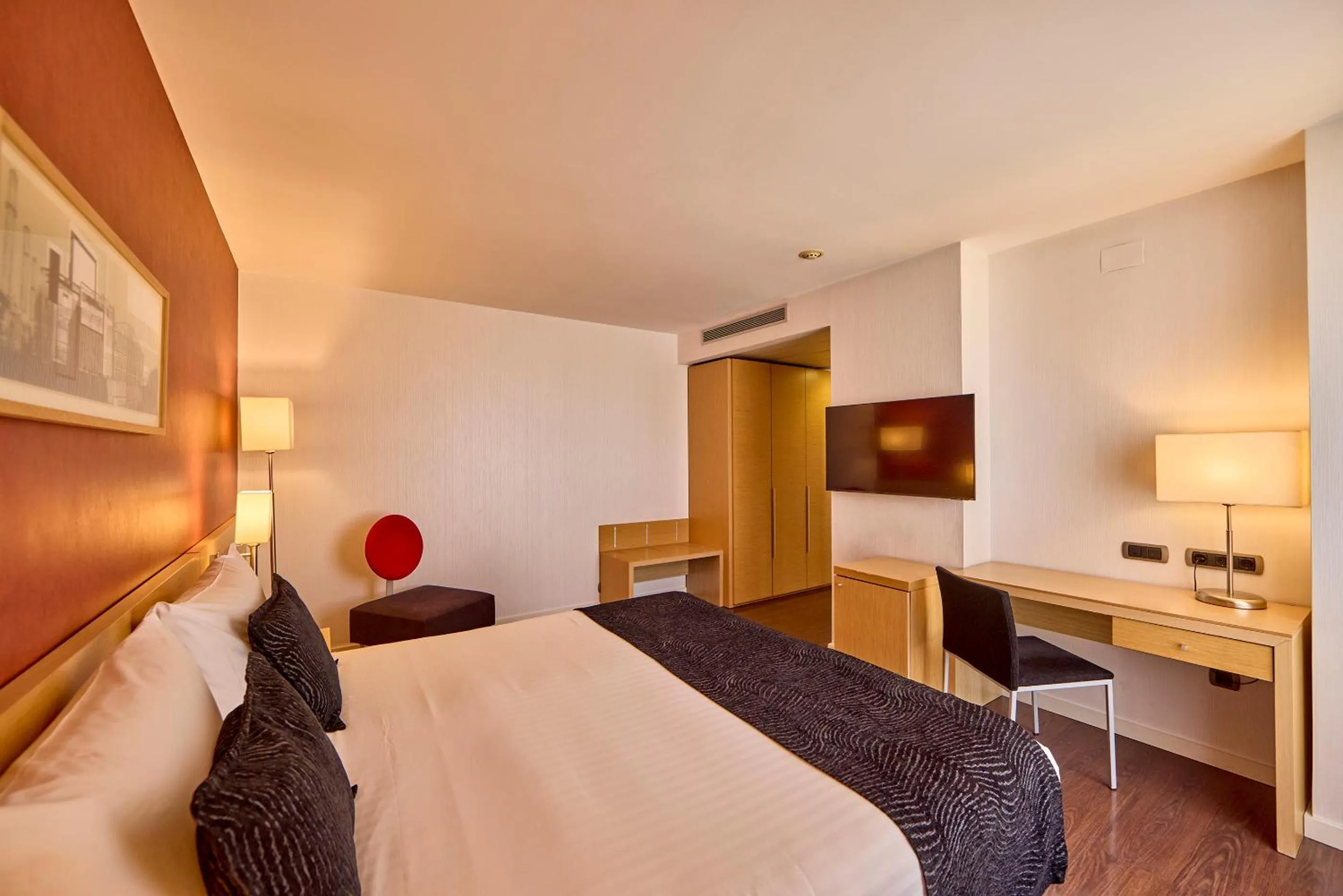 Bed in Civis Luz Castellón 4*S