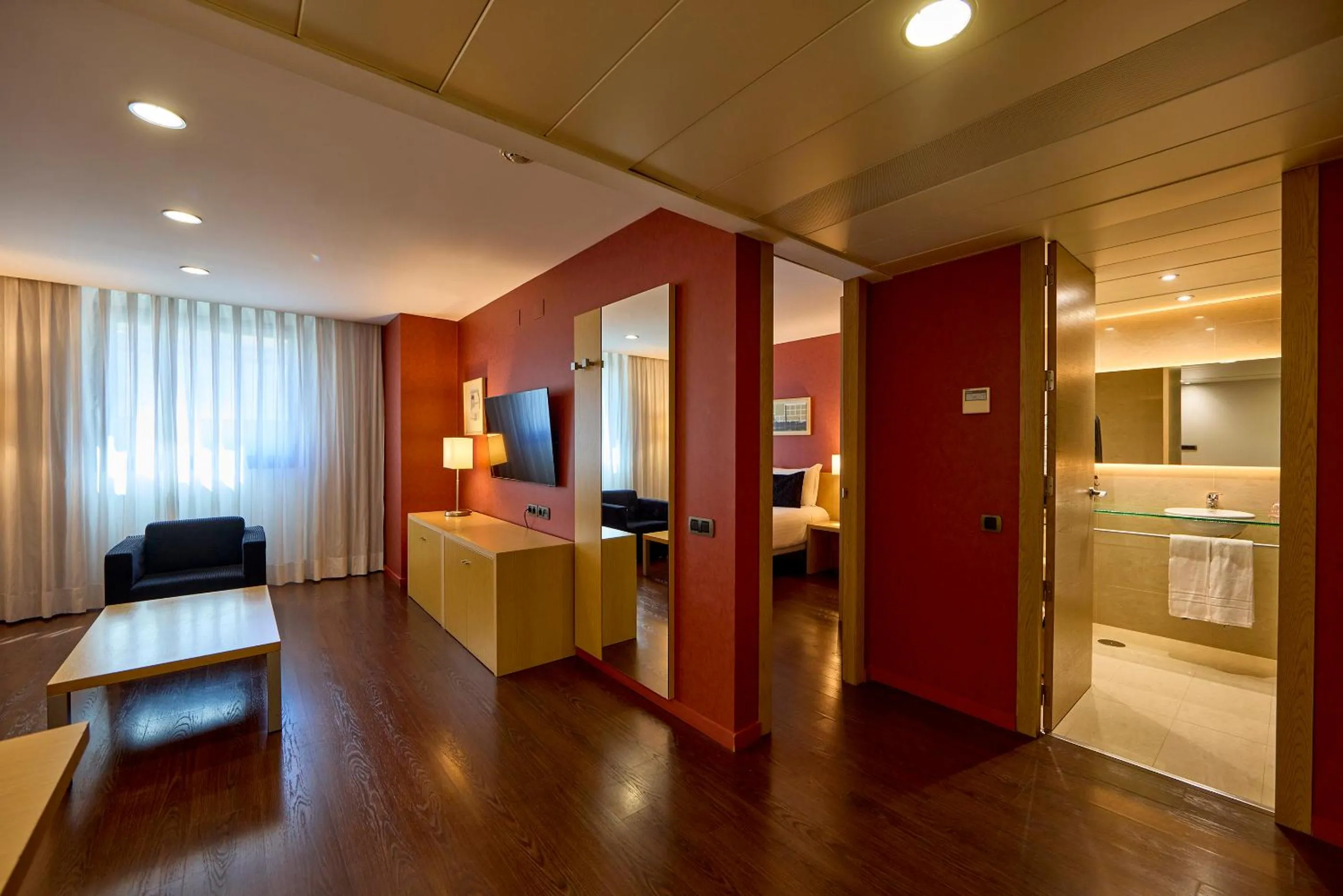 Photo of the whole room in Civis Luz Castellón 4*S