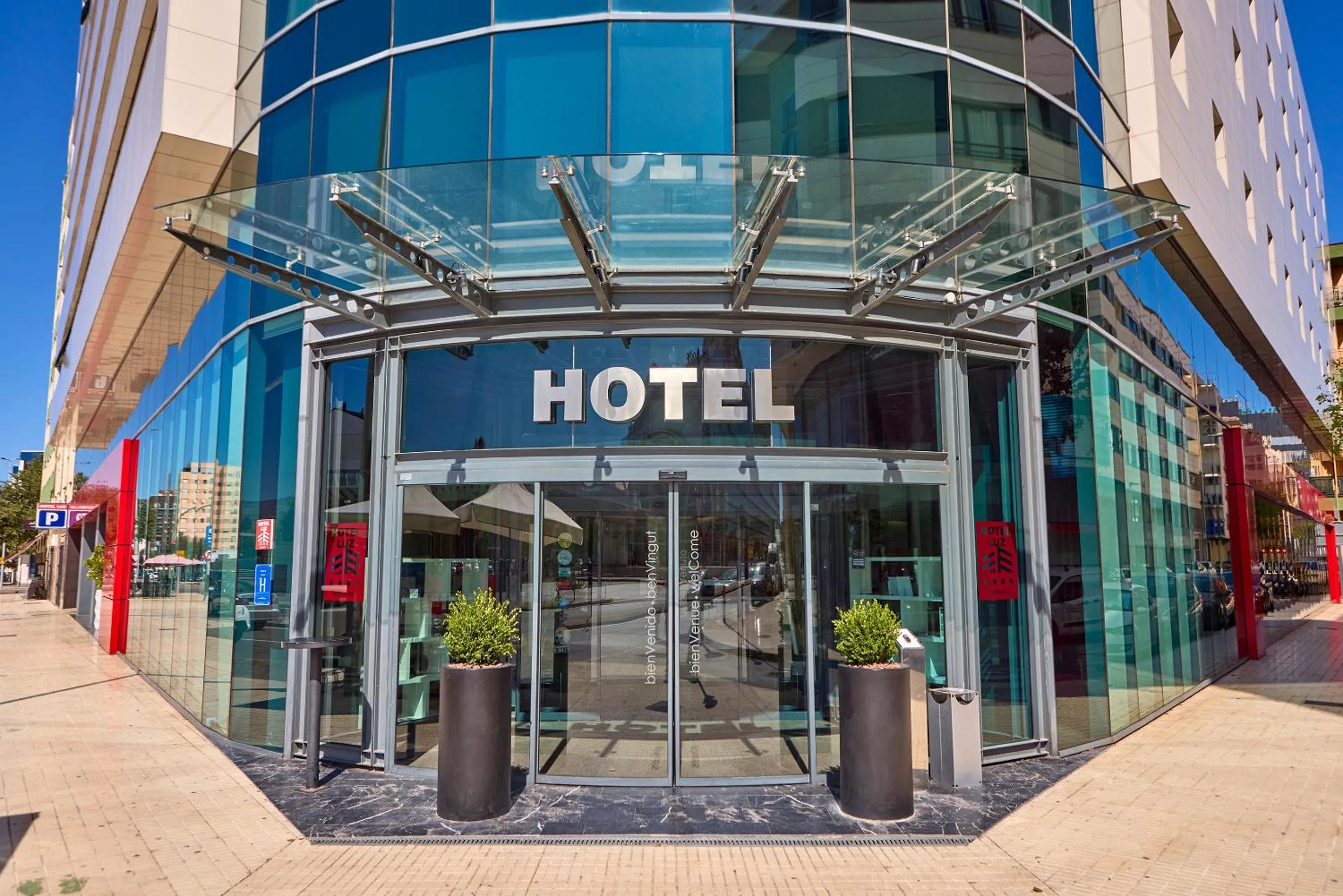 Property building in Civis Luz Castellón 4*S