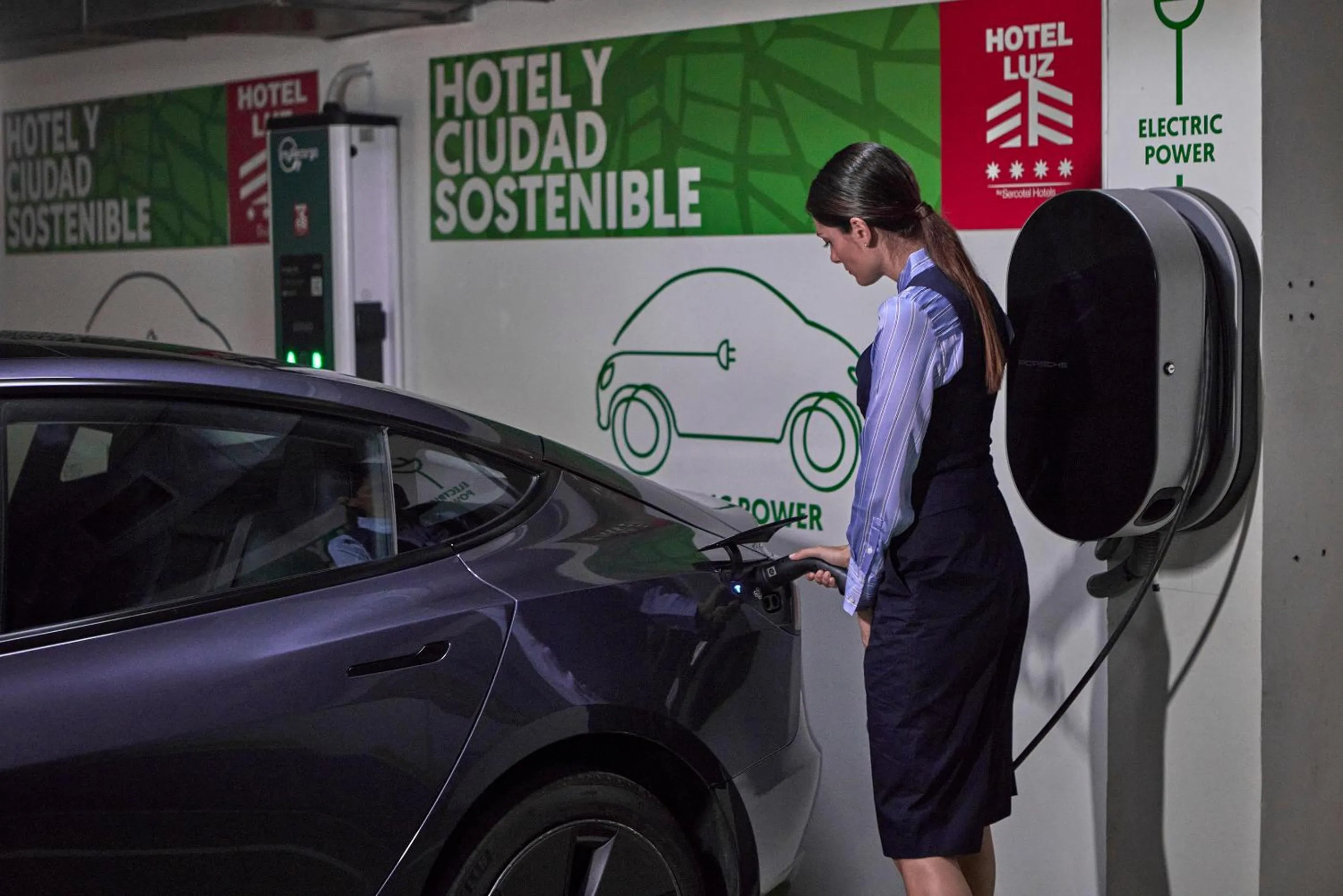 People in Civis Luz Castellón 4*S