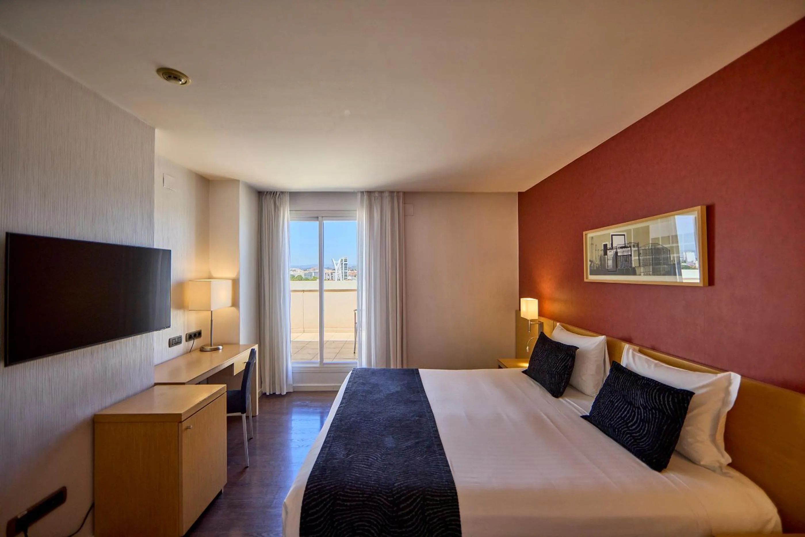 Photo of the whole room, Bed in Civis Luz Castellón 4*S