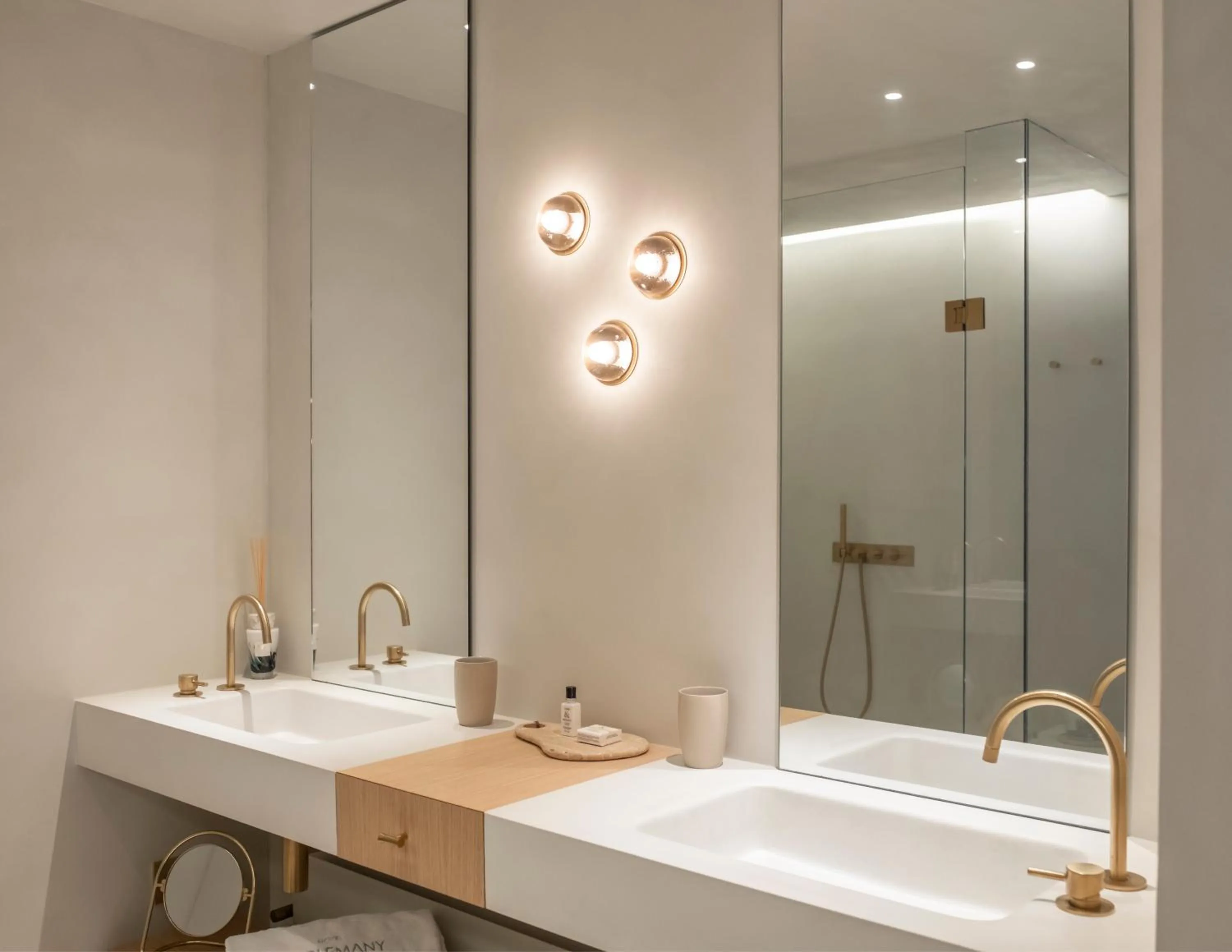 Bathroom in Carlemany Girona