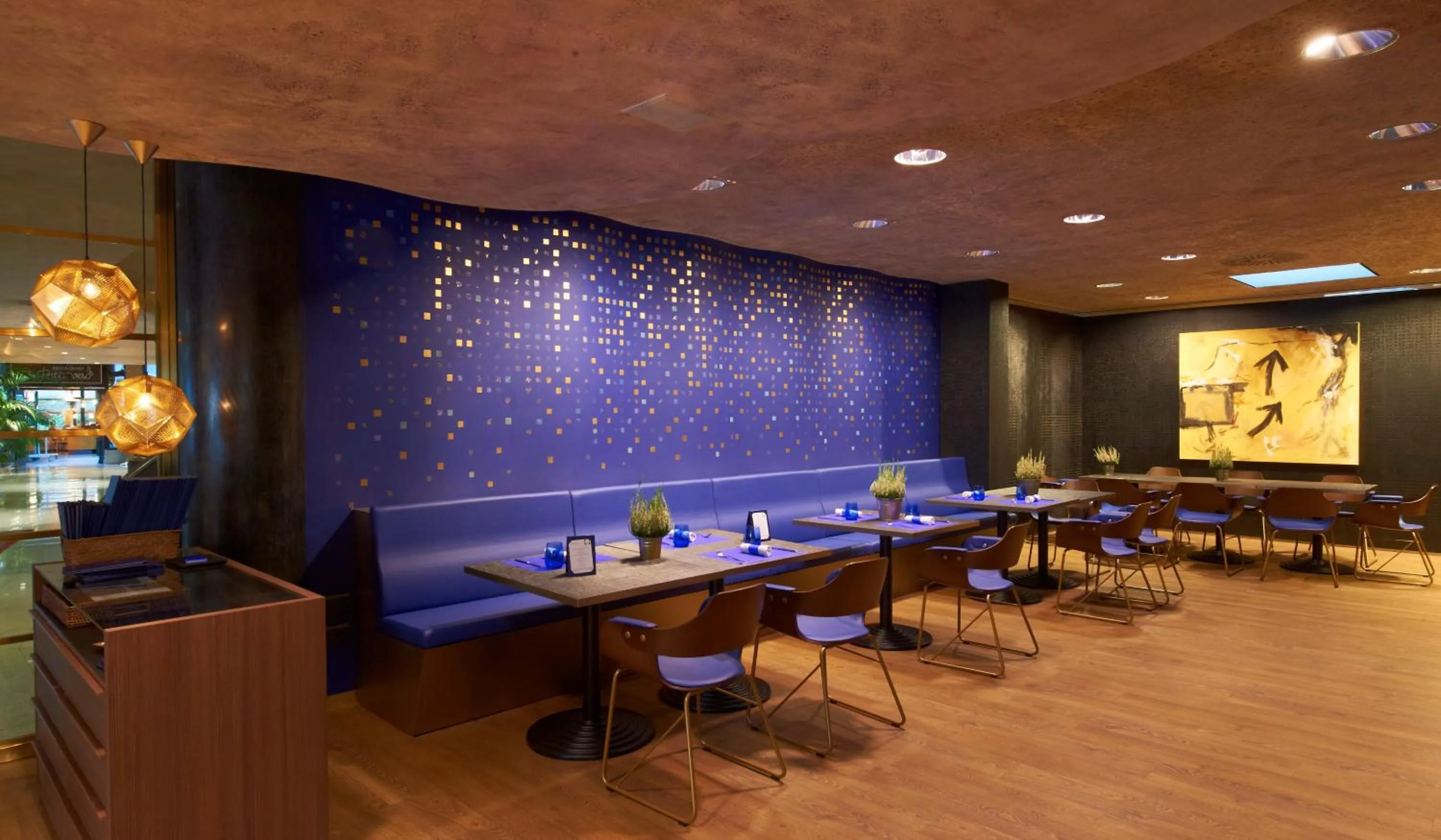 Restaurant/places to eat in Carlemany Girona