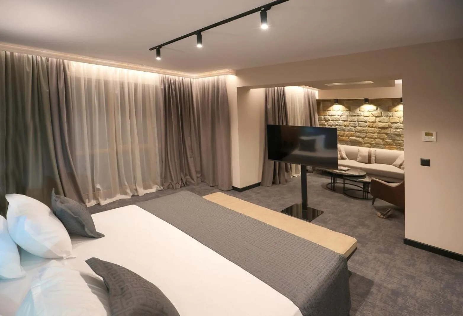 Photo of the whole room, Bed in Grand Hotel Therme