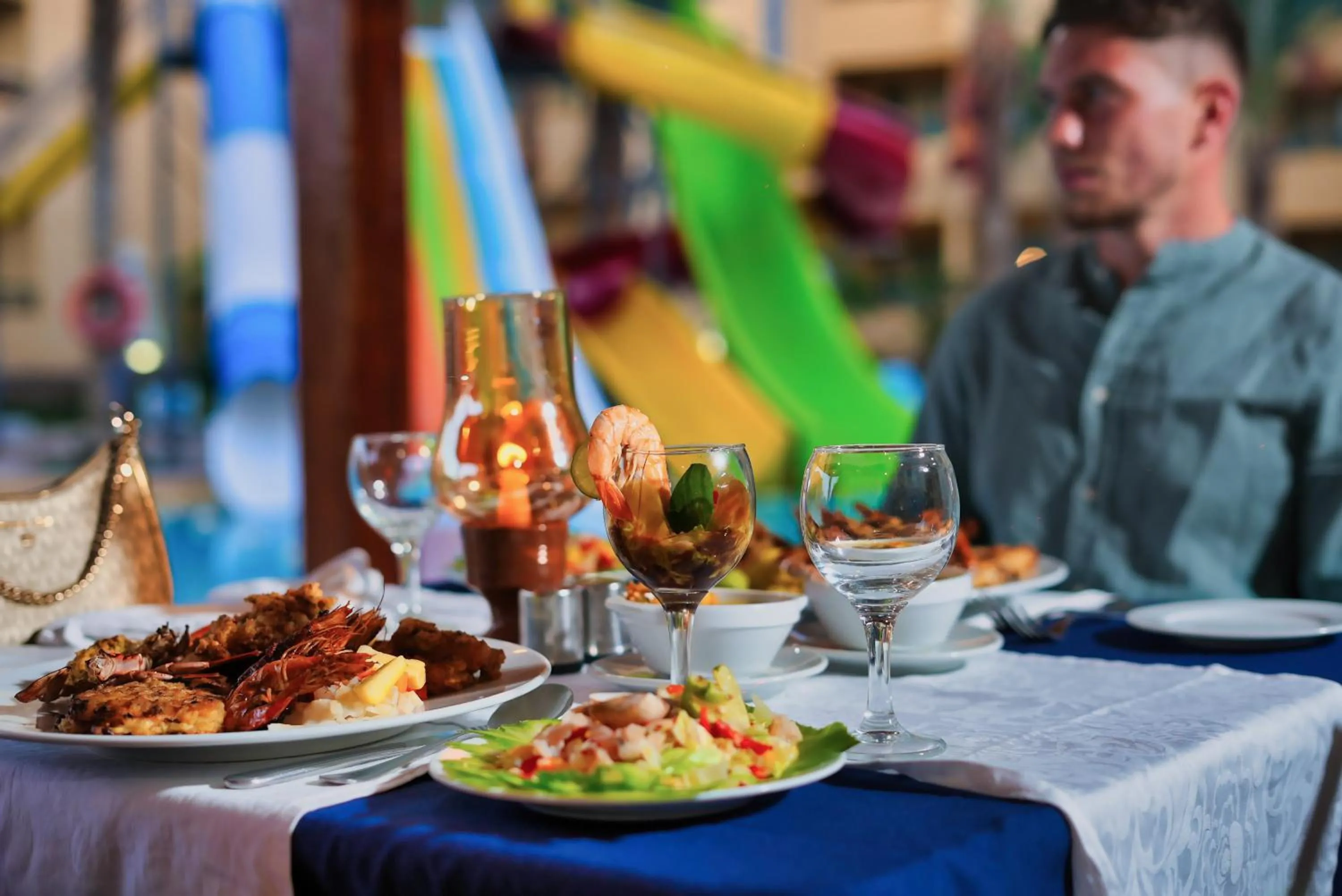 Restaurant/places to eat in Eagles Downtown Zahabia Resort & Aqua Park