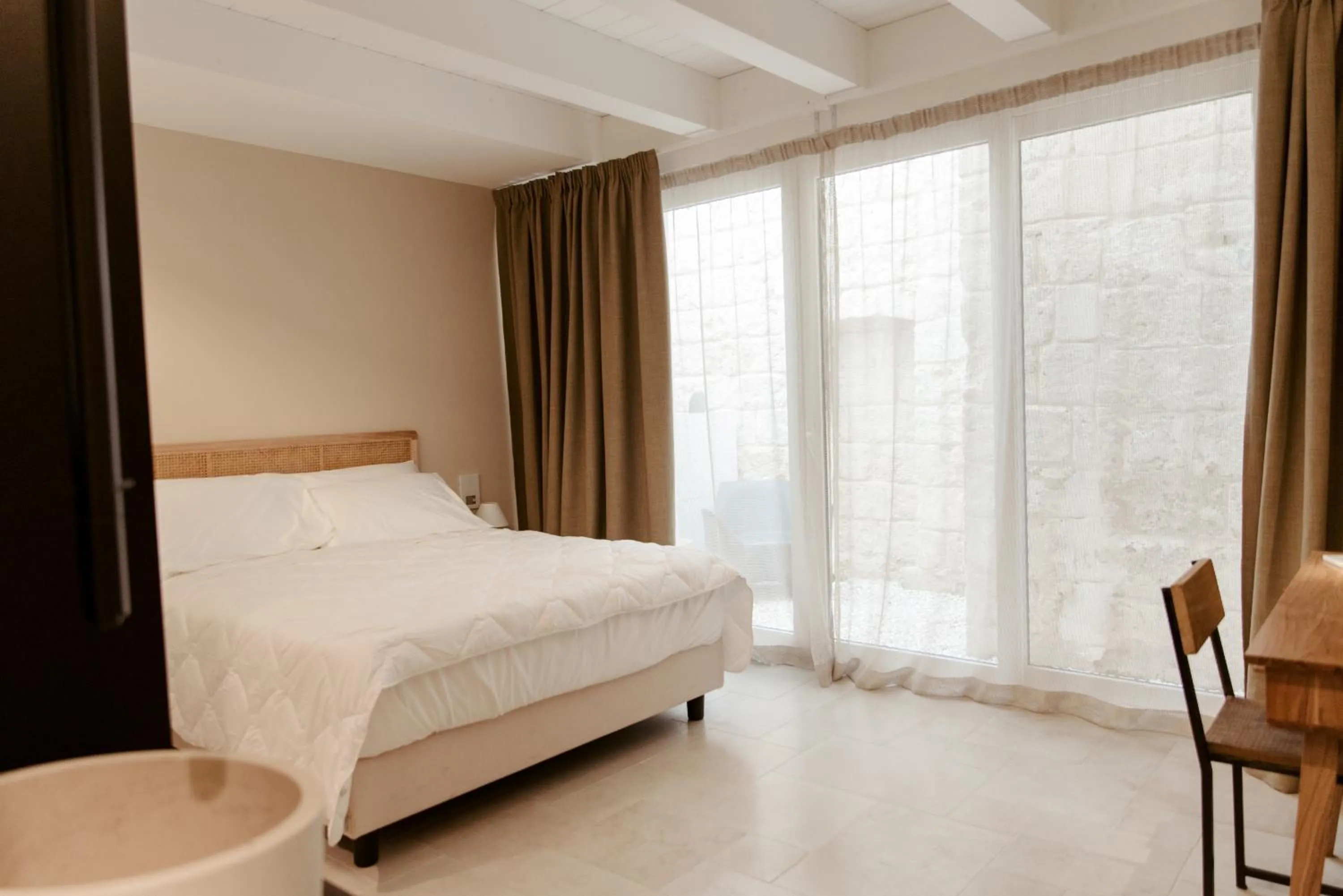 Photo of the whole room, Bed in Le Carasse Boutique Hotel