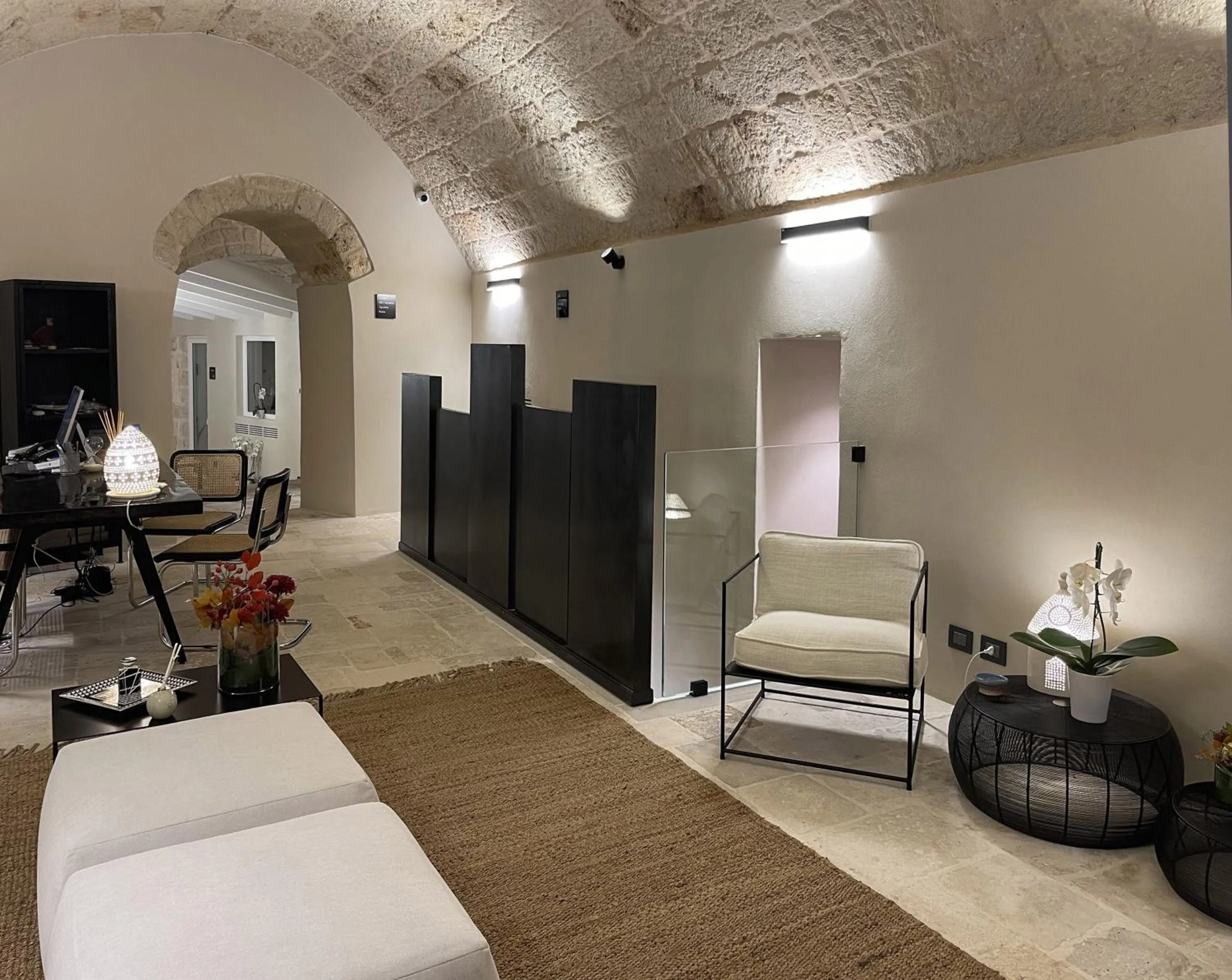 Lobby or reception in Le Carasse Boutique Hotel