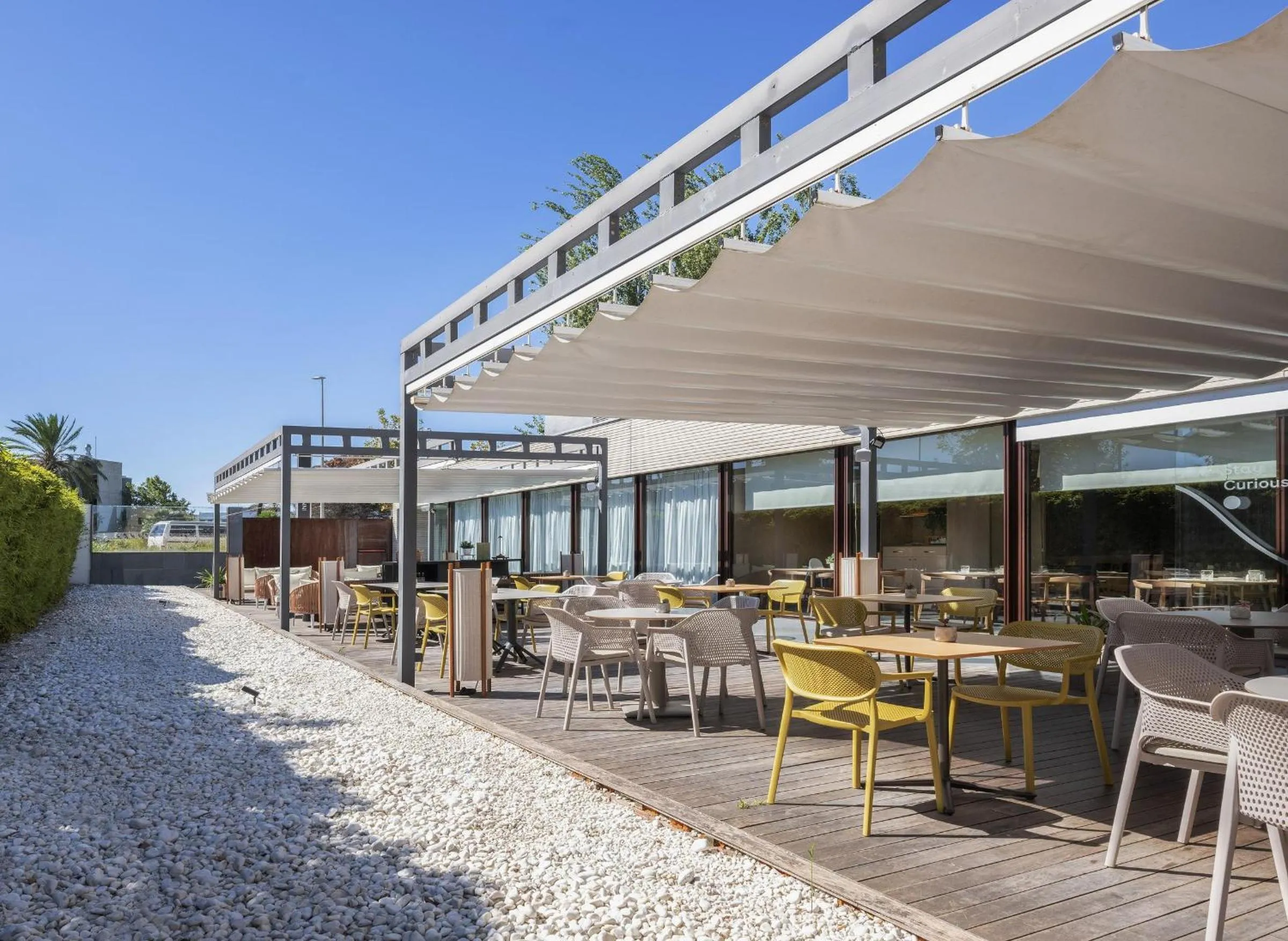 Property building in INNSiDE by Meliá Barcelona Aeropuerto