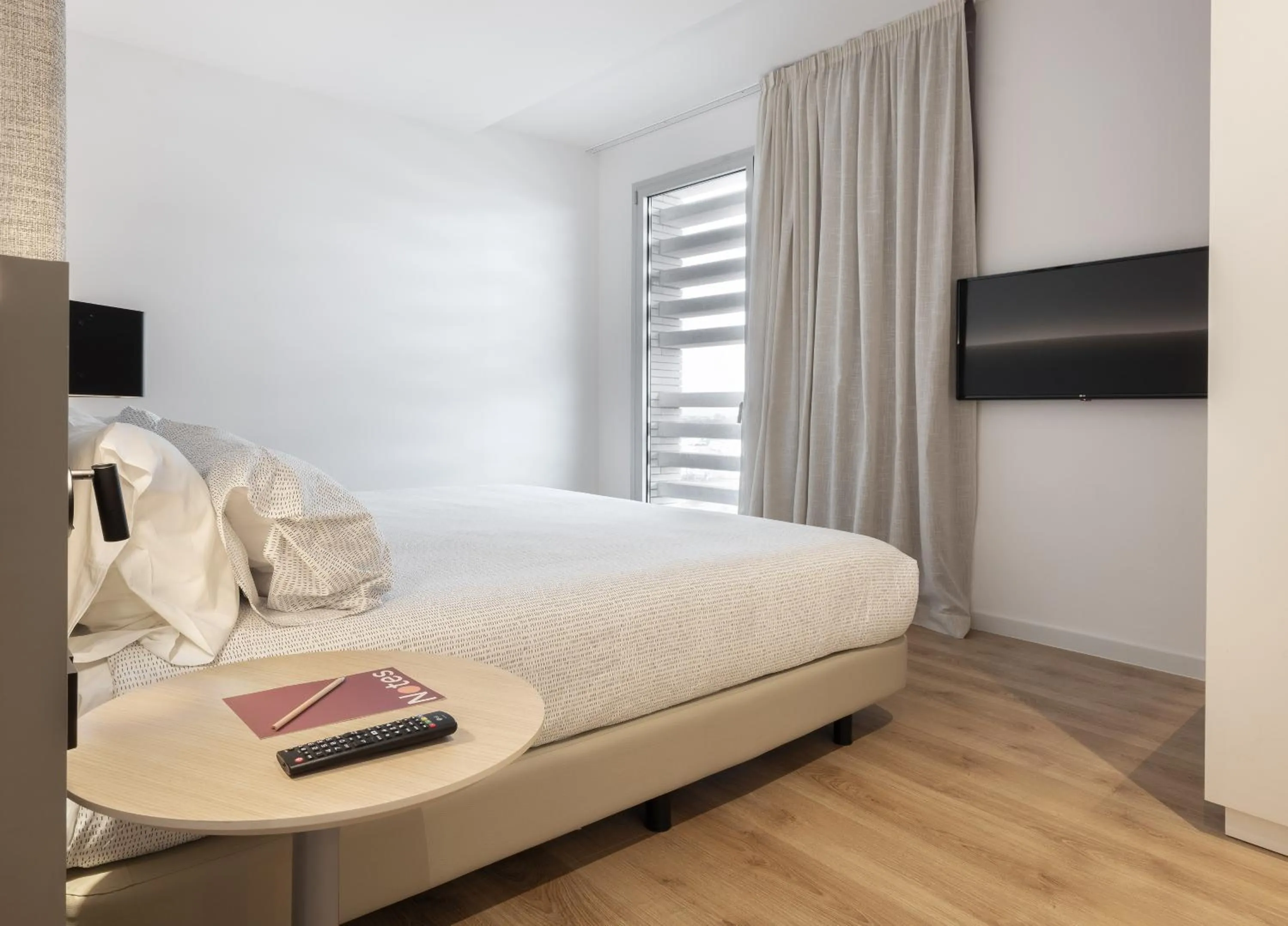 Bed in INNSiDE by Meliá Barcelona Aeropuerto