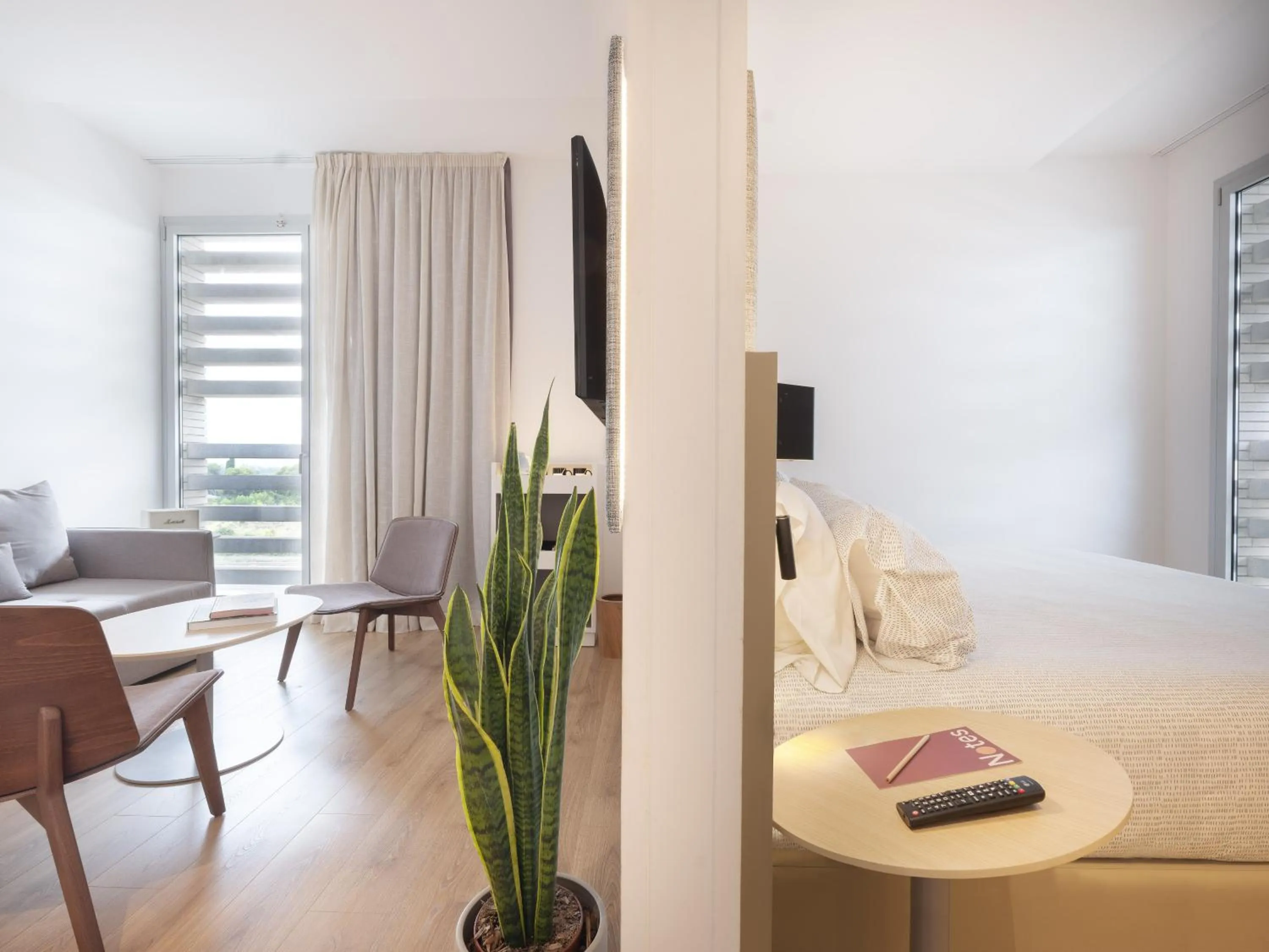 Living room, Bed in INNSiDE by Meliá Barcelona Aeropuerto