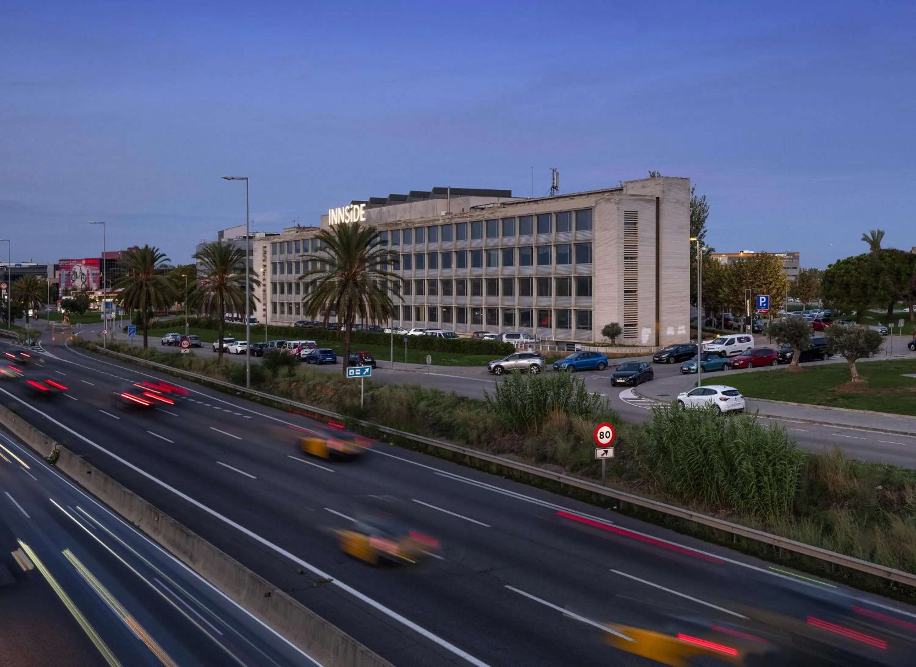 Property building in INNSiDE by Meliá Barcelona Aeropuerto