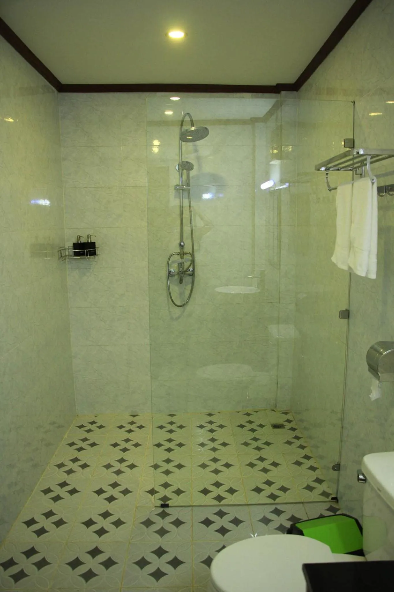 Twin Room with Garden View in Confetti Garden Resort