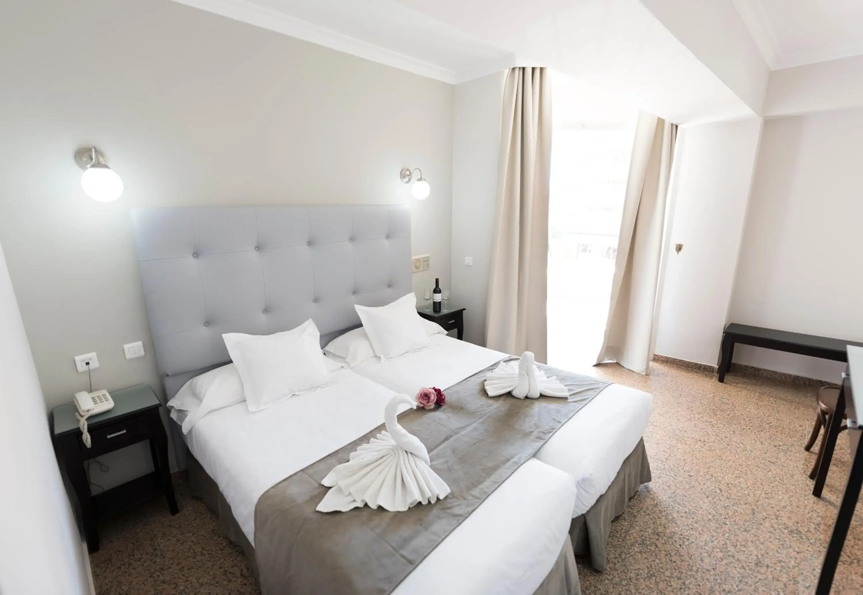 Double Room with Balcony in Hotel Toboso Chaparil Double Room with Balcony in Hotel Toboso Chaparil