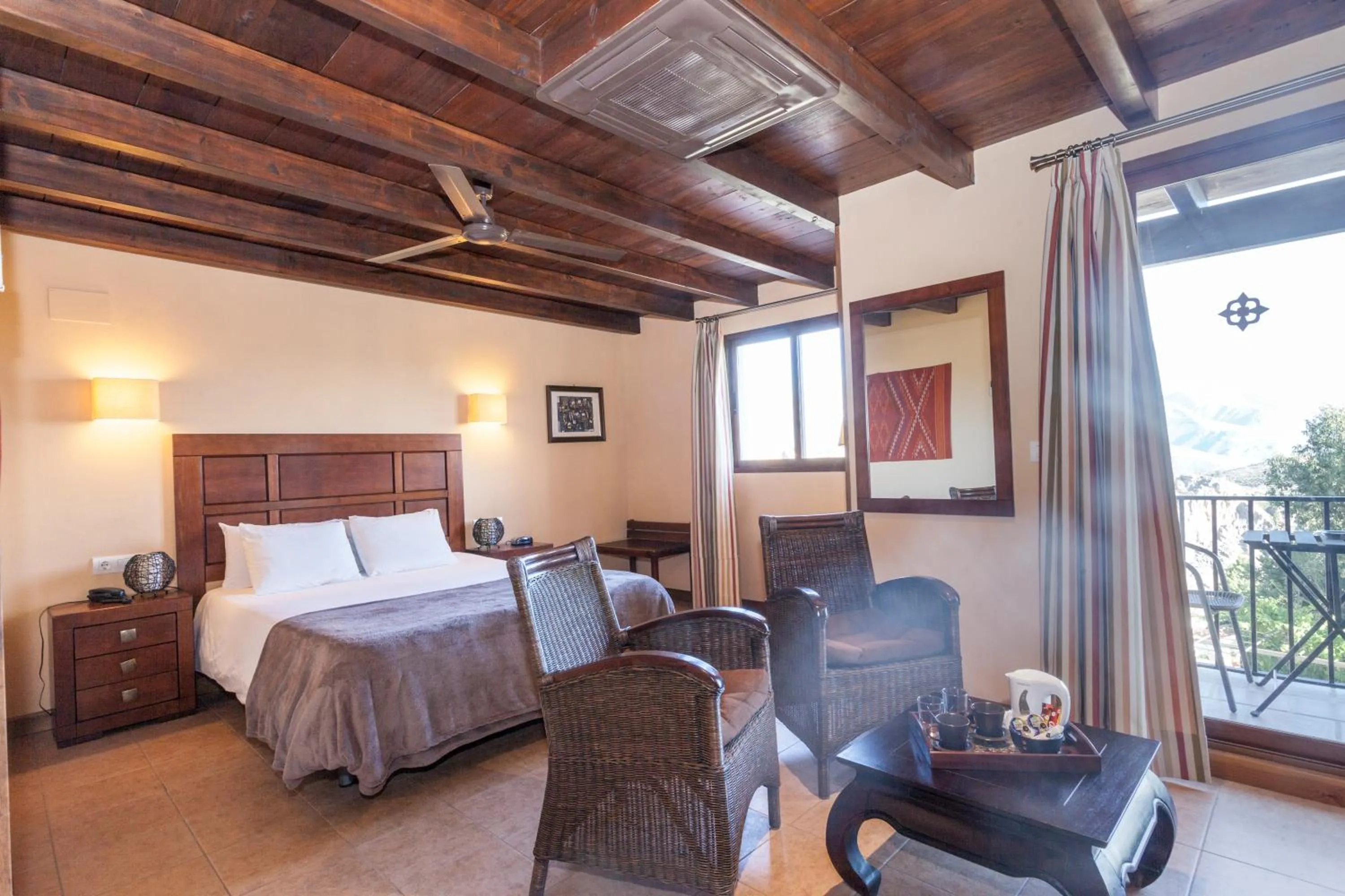 Bed in Hotel Alcadima