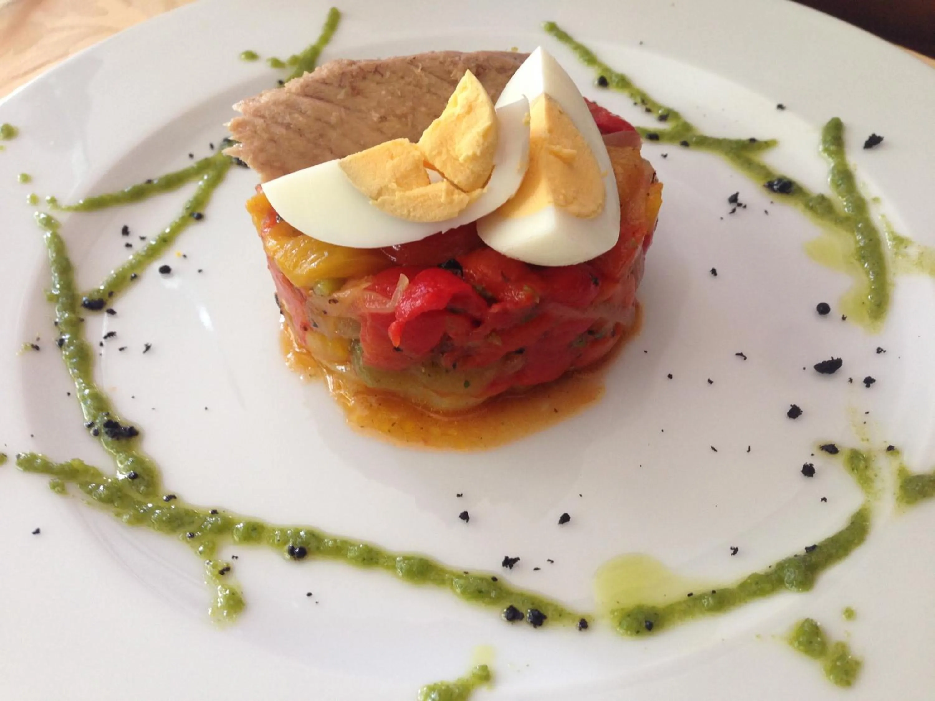 Restaurant/places to eat in Hotel Alcadima