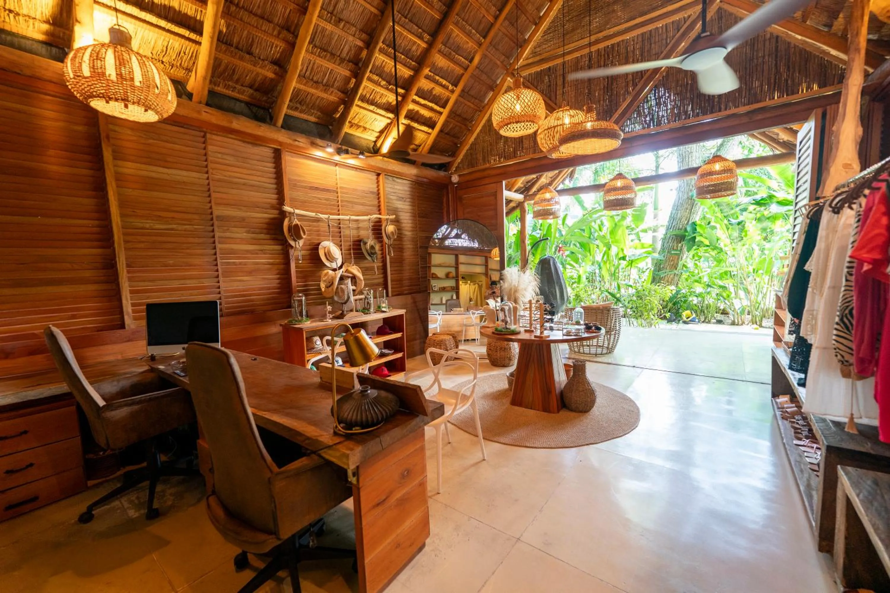 Lobby or reception in Nativa Refugio Escondido