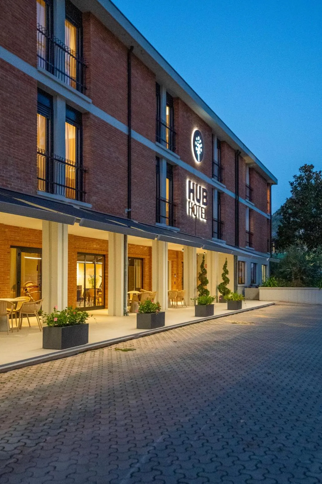 Property building in Hub Hotel