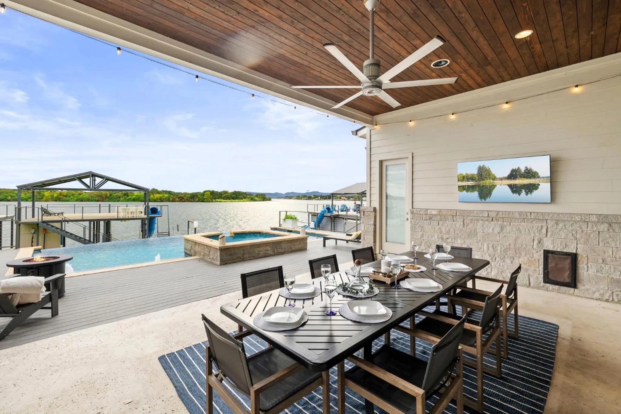 Luxury Waterfront Home with Swimming Pool Hot Tub and 2 Boat Slips