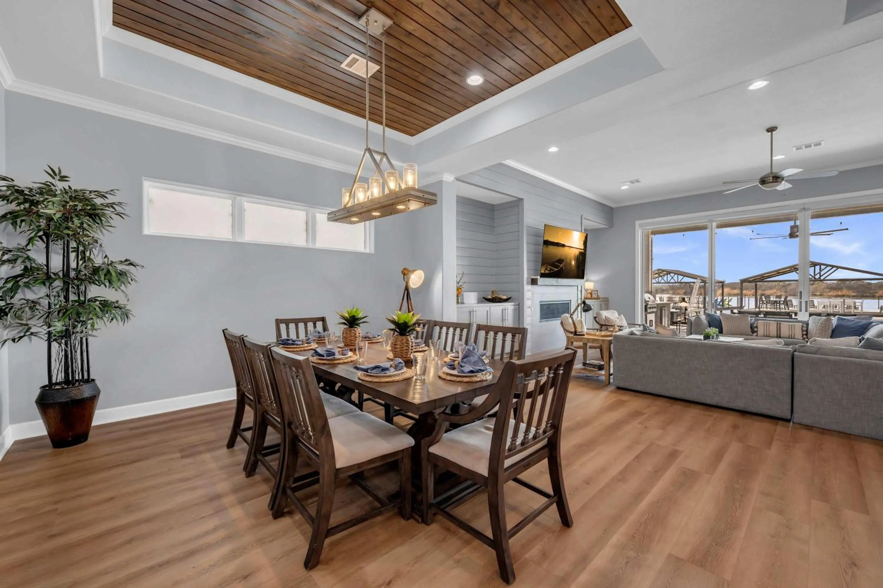 Luxury Waterfront Home with Swimming Pool Hot Tub and 2 Boat Slips