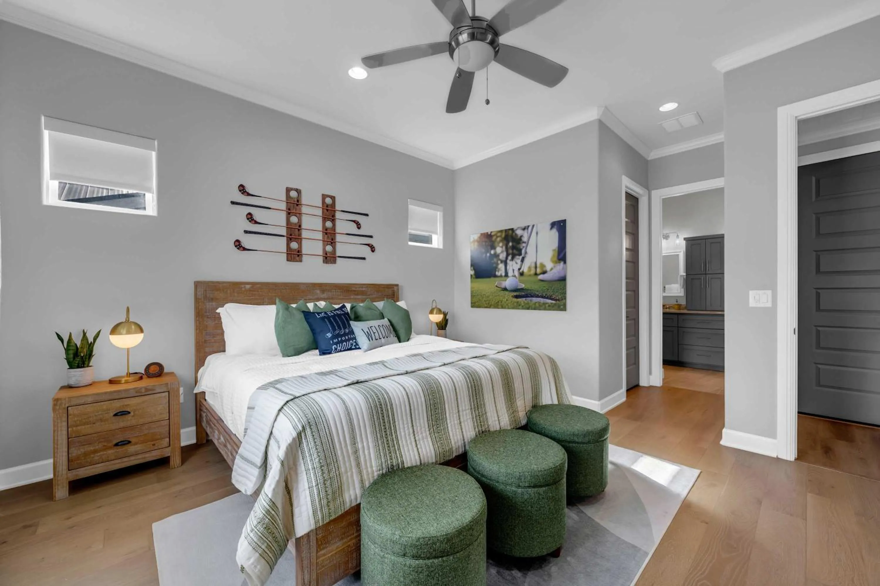 Bed in Luxury Waterfront Home with Swimming Pool Hot Tub and 2 Boat Slips