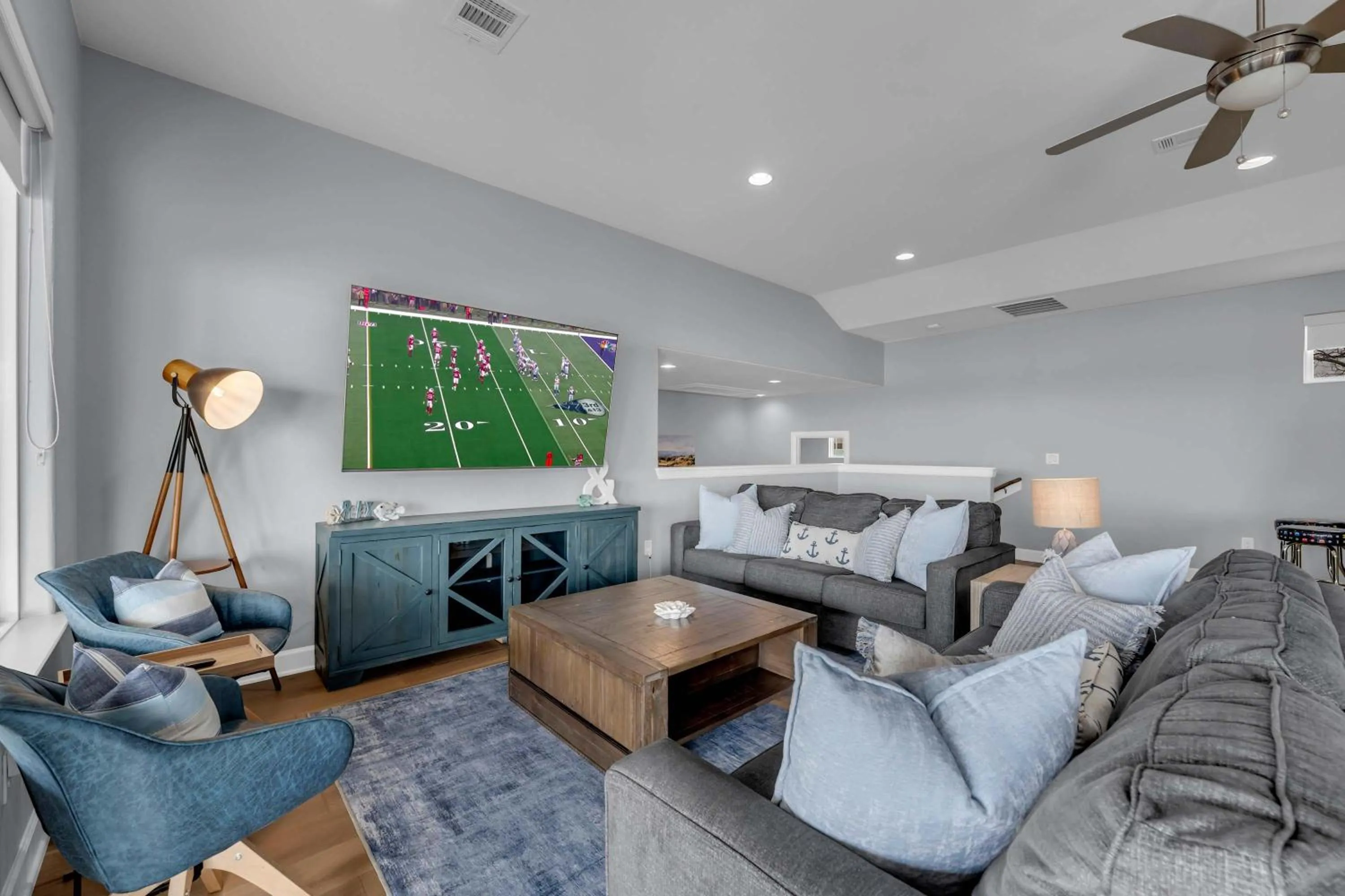 Luxury Waterfront Home with Swimming Pool Hot Tub and 2 Boat Slips