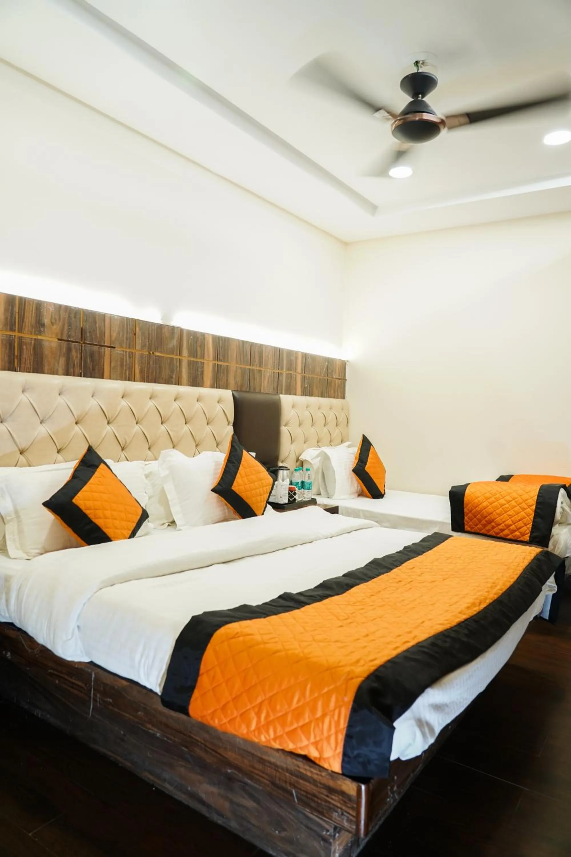 Bed in Hotel Batra Home Nizamuddin